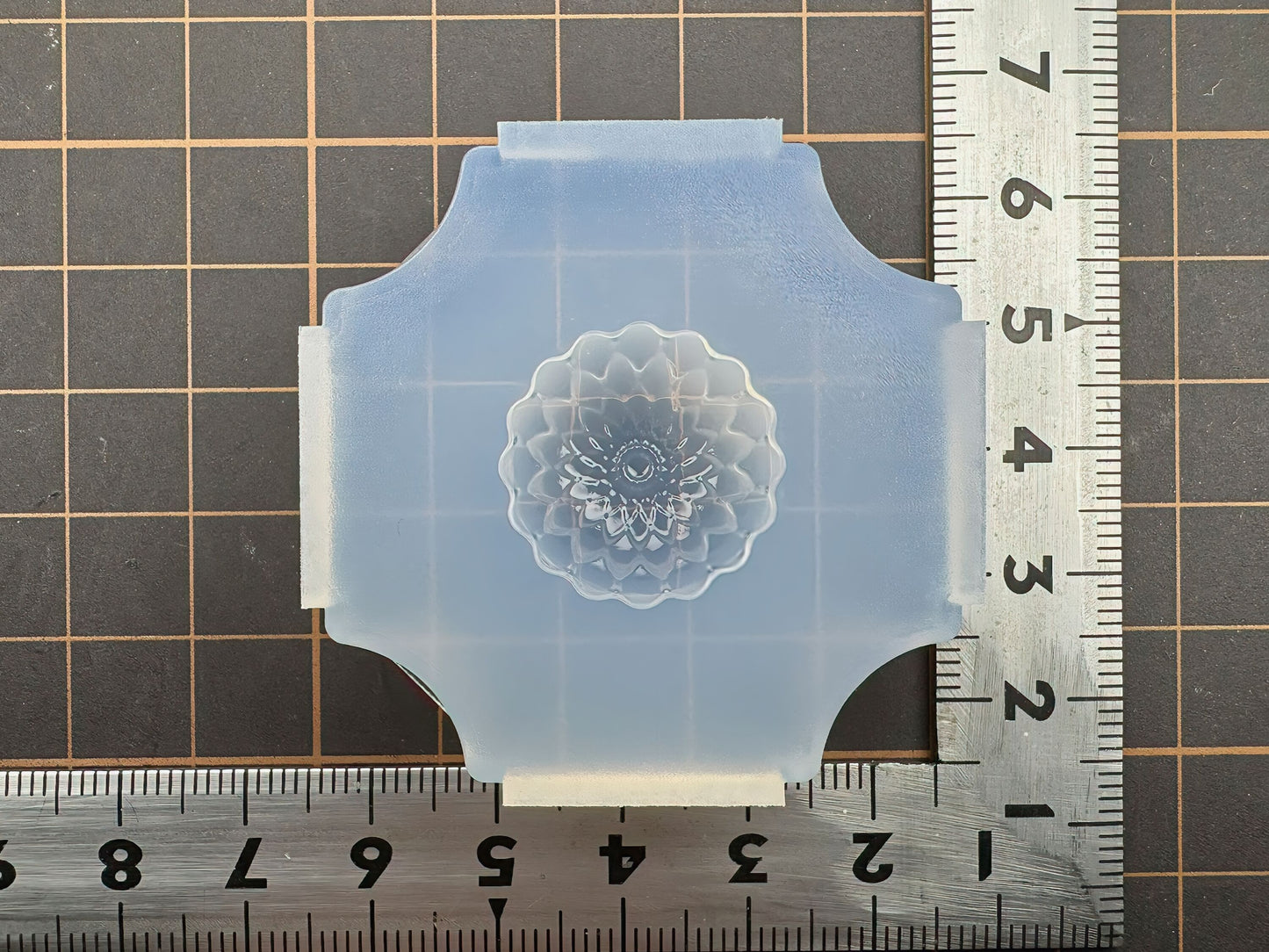 20mm「和菓子(菊)」レジン用モールド