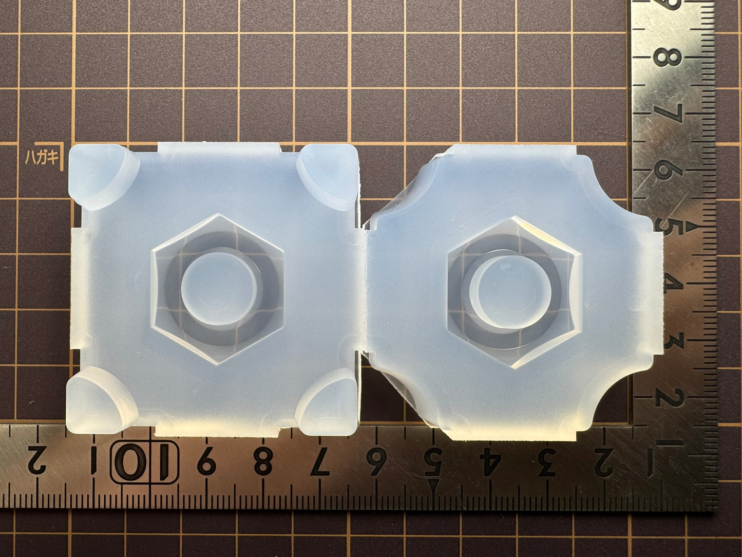 「ナット」レジン用モールド