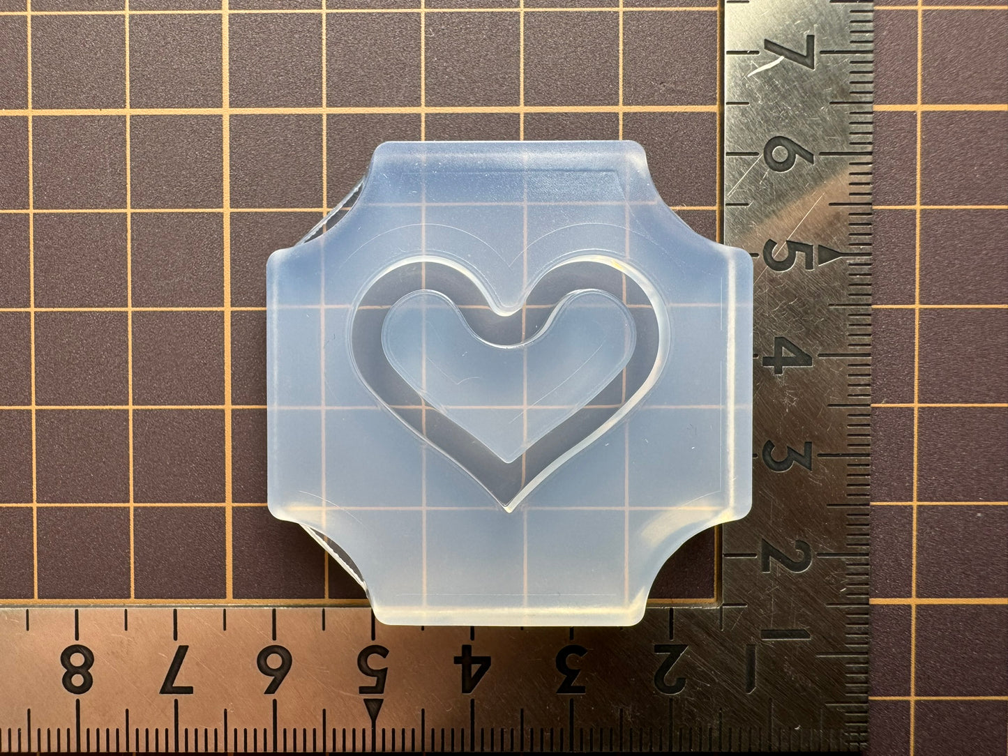 30mm「穴あきプレートハート」レジン用モールド