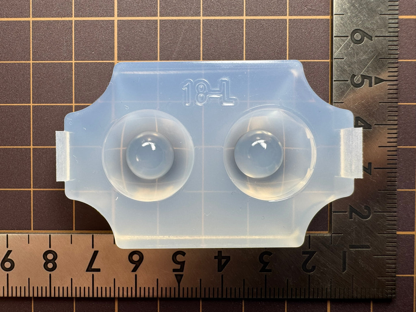 「虹彩大ドールアイ」レジン用モールド