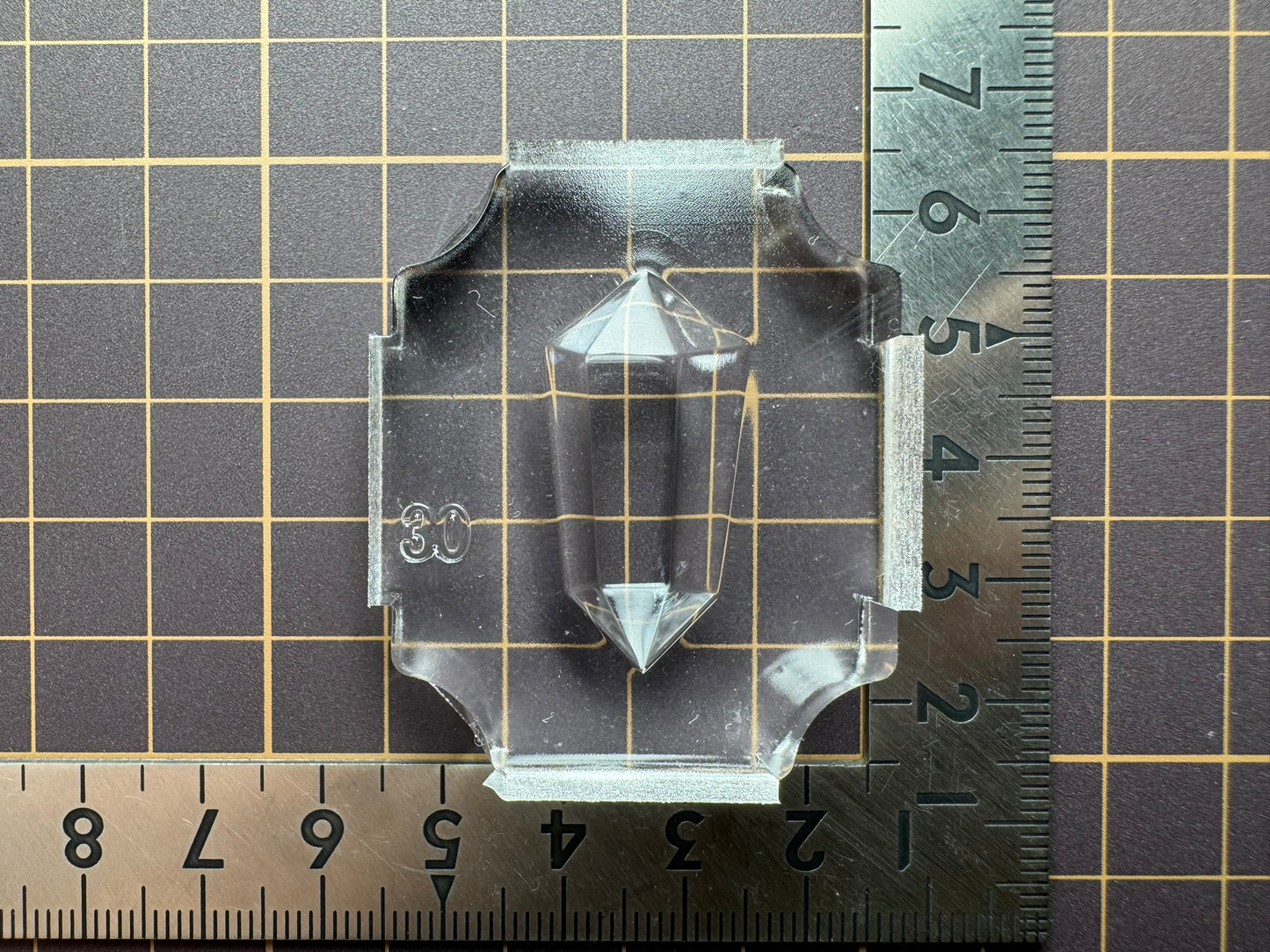 Ultra-high strength silicone "Crystal (surface)" resin mold