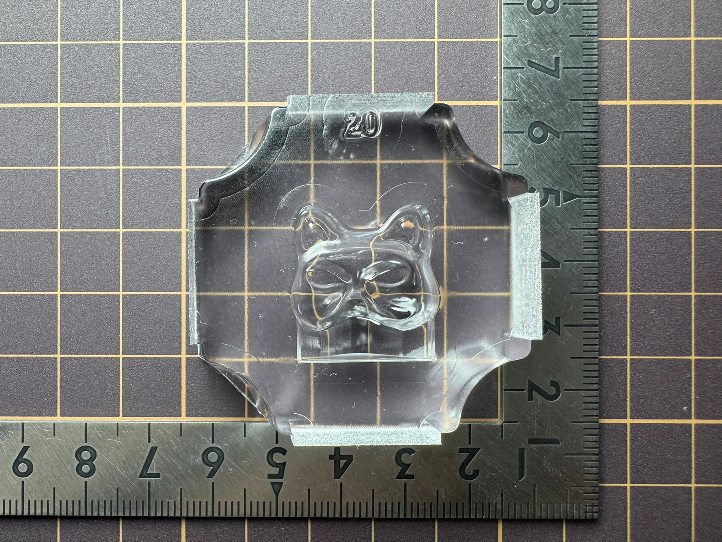 Ultra-high strength silicone "broken sphere" resin mold