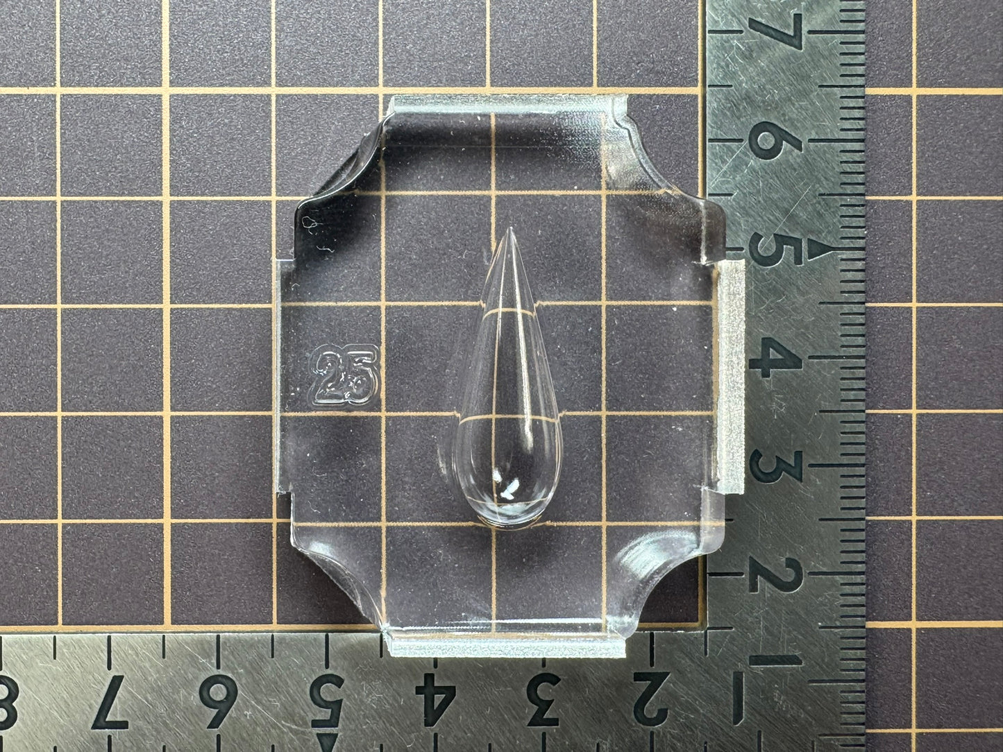 超高強度シリコン「スリムドロップ(表)」レジン用モールド