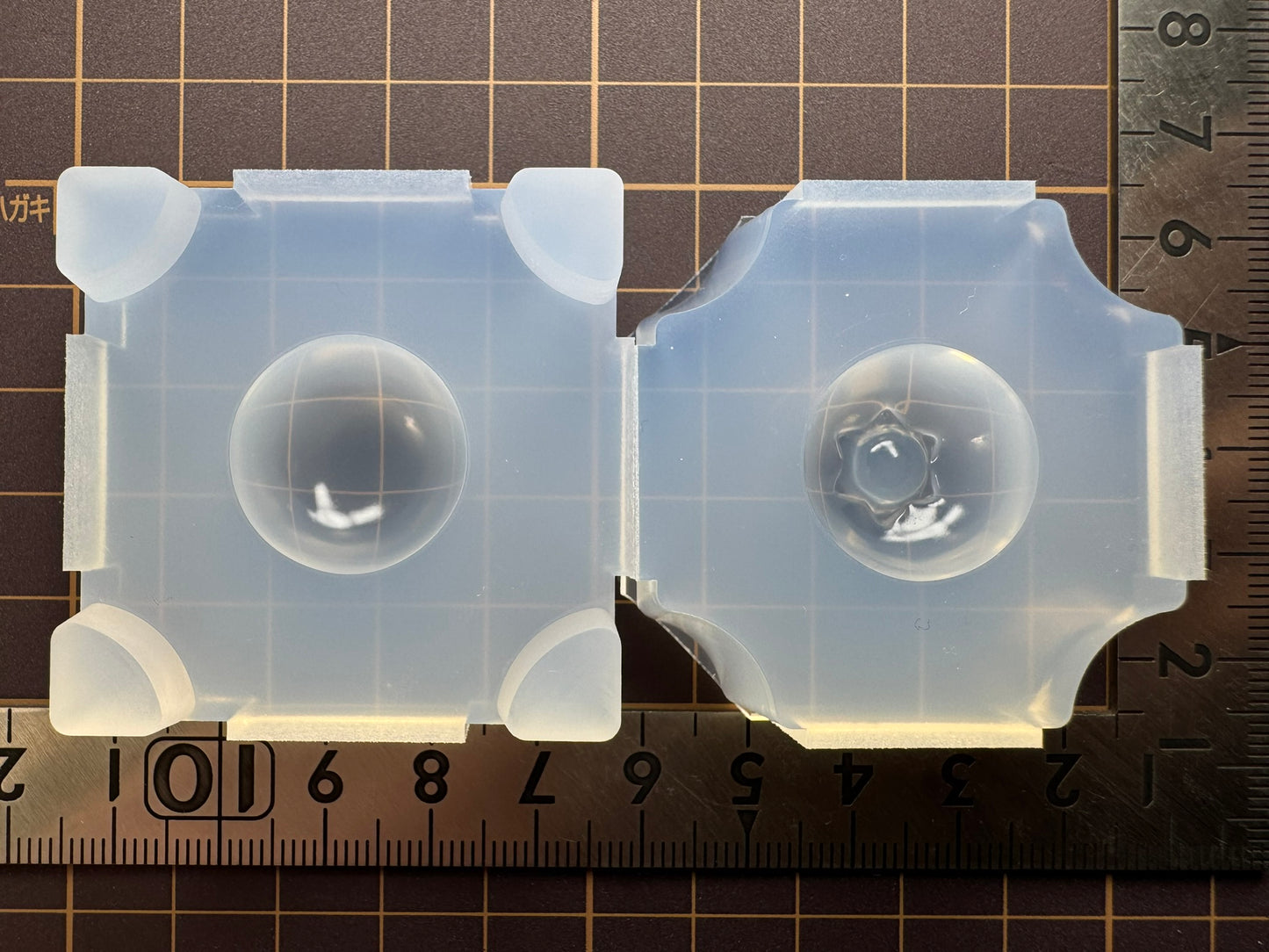 "Blueberry" resin mold