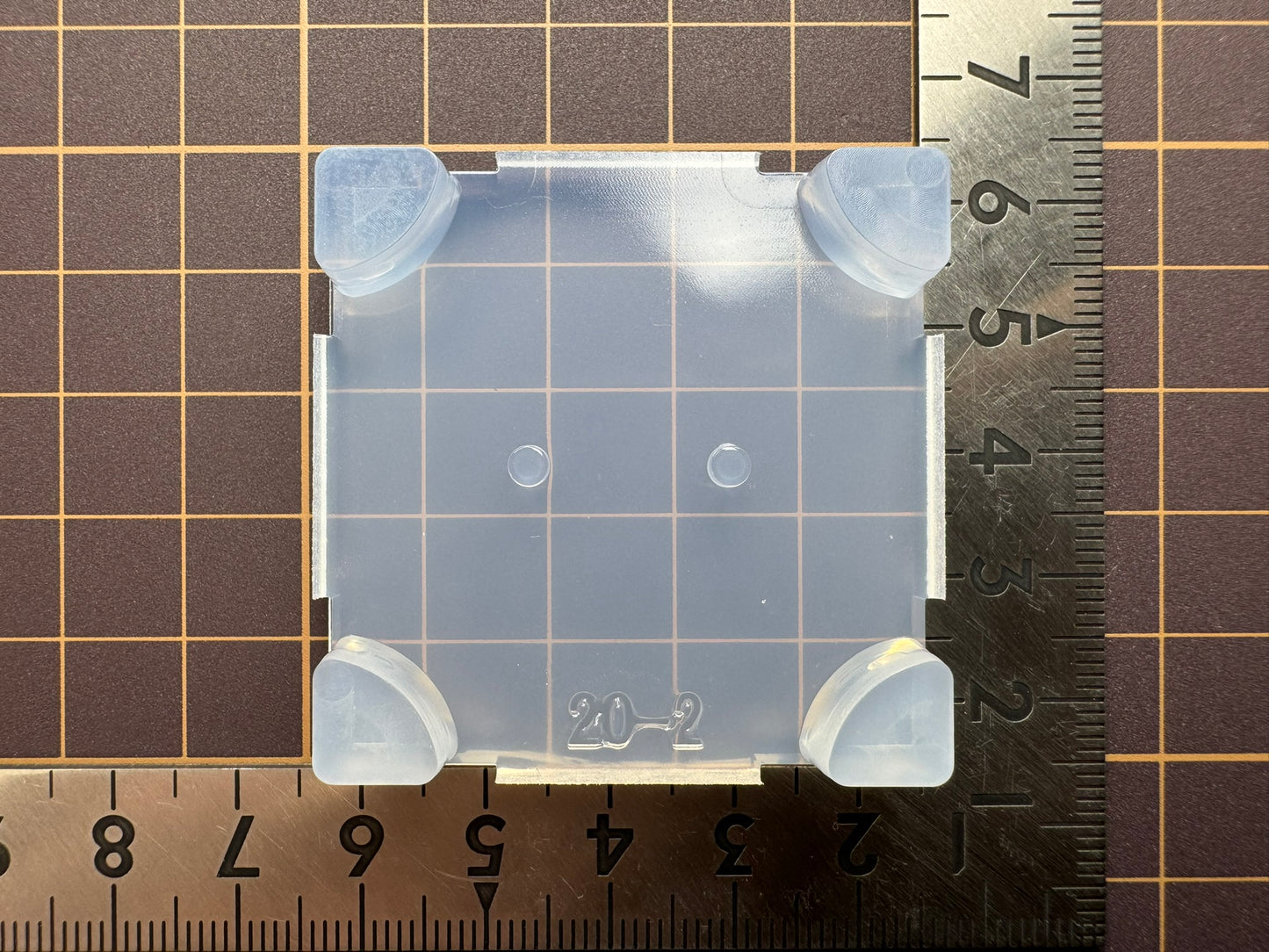 円形プレート用2穴「φ3凹」レジン用モールド
