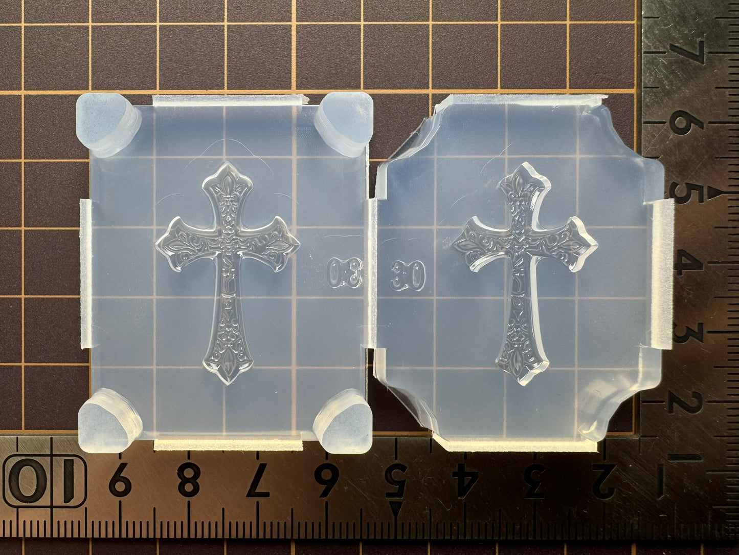 30mm "Decorative Cross" resin mold