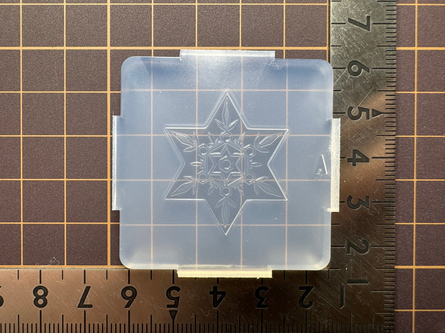 「雪の結晶模様A」レジン用モールド