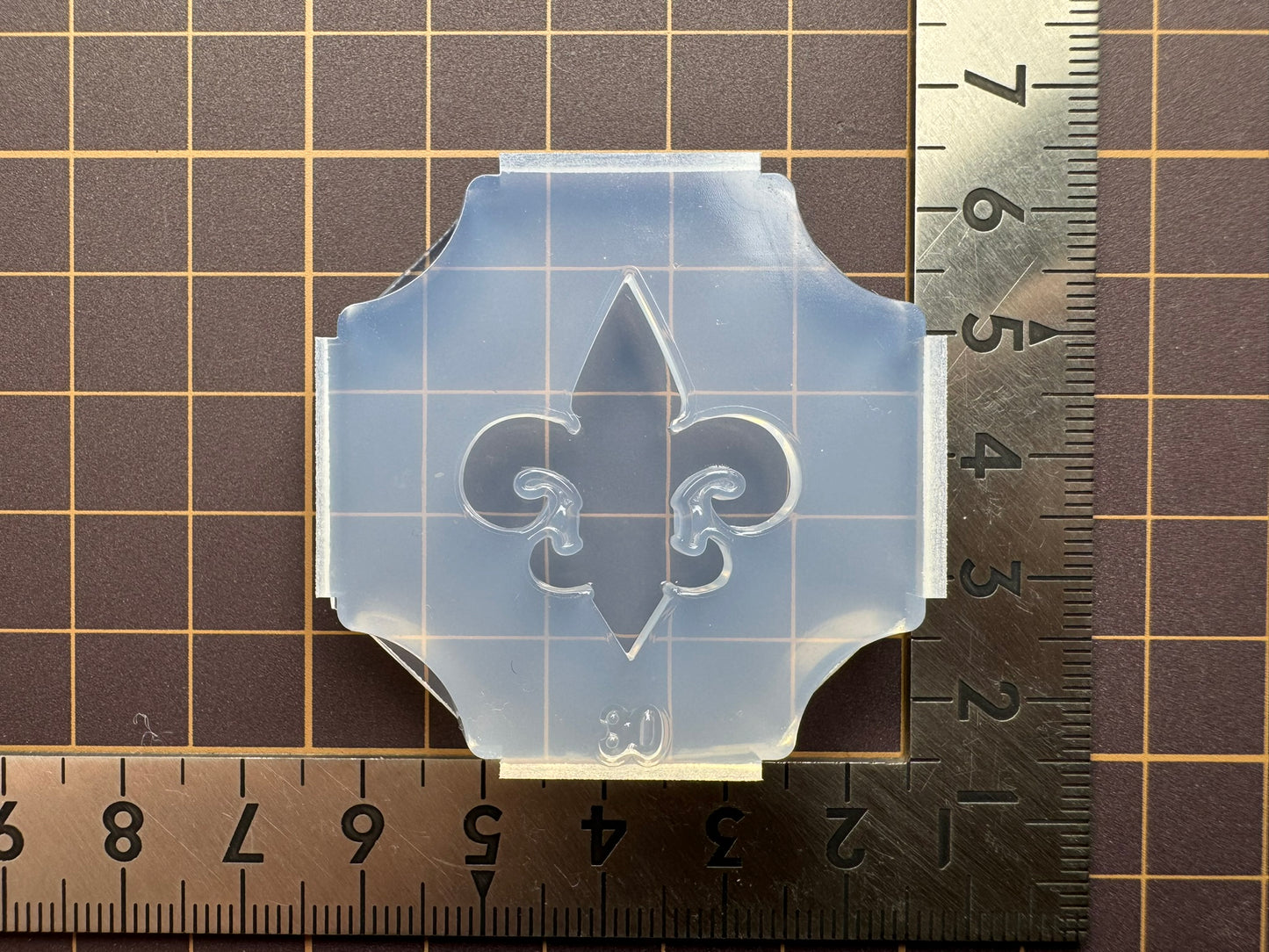 30mm「フルール・ド・リス」レジン用モールド