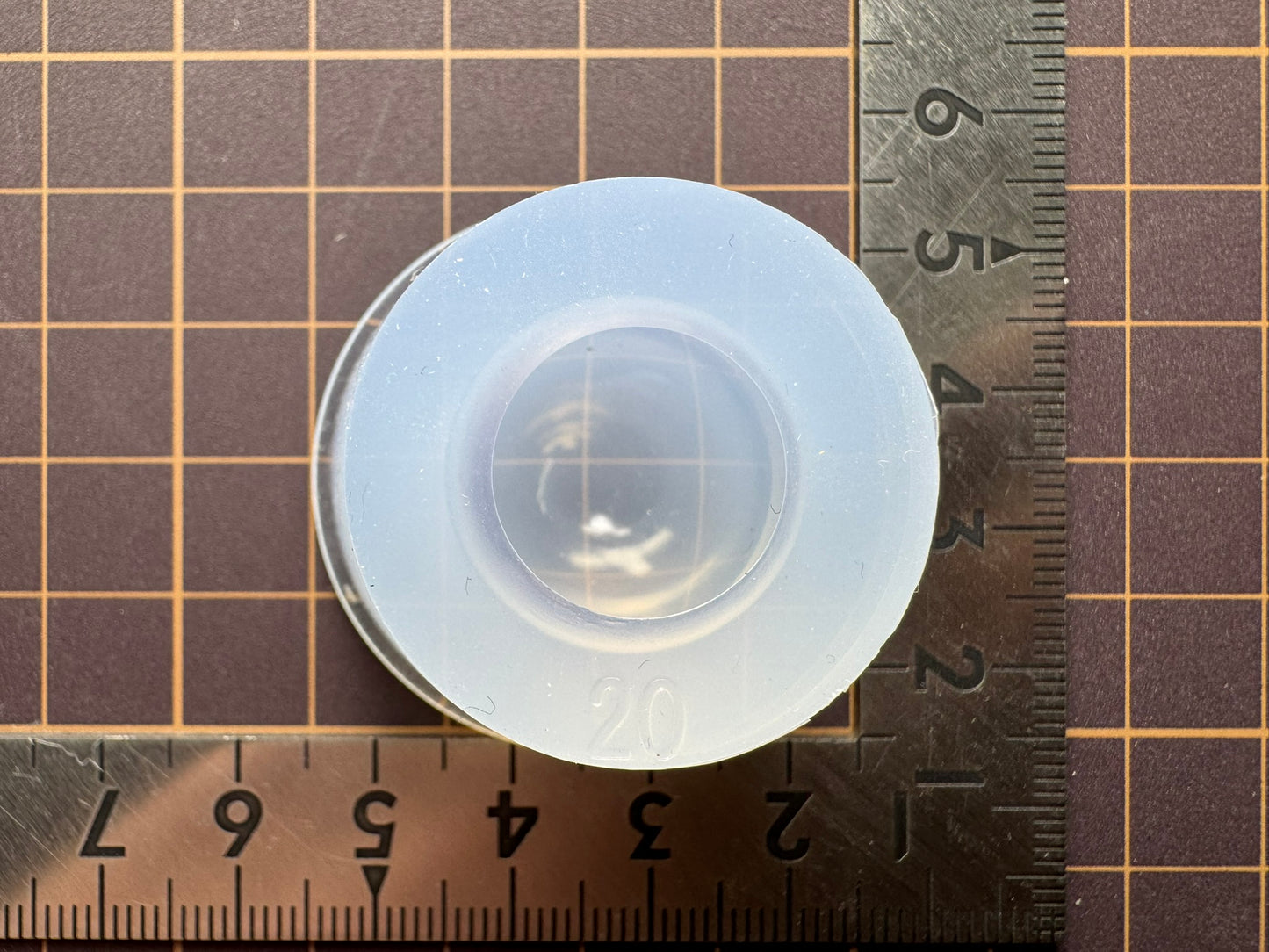 20mm「一体型欠け球体」レジン用モールド