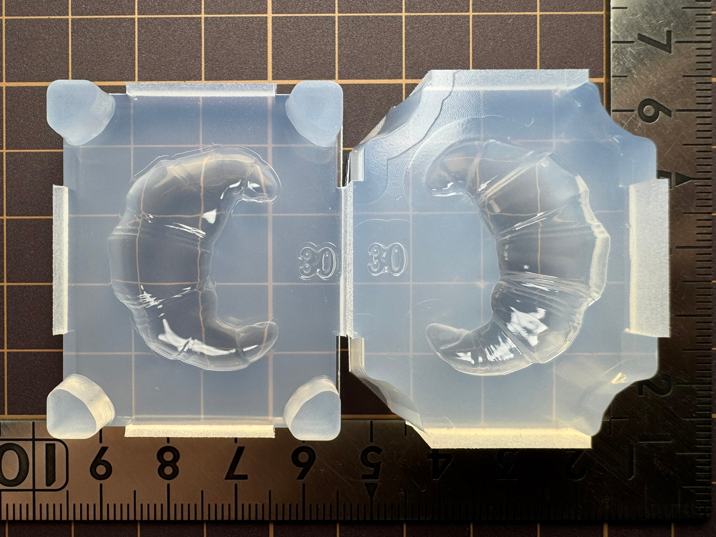 30mm「クロワッサン」レジン用モールド