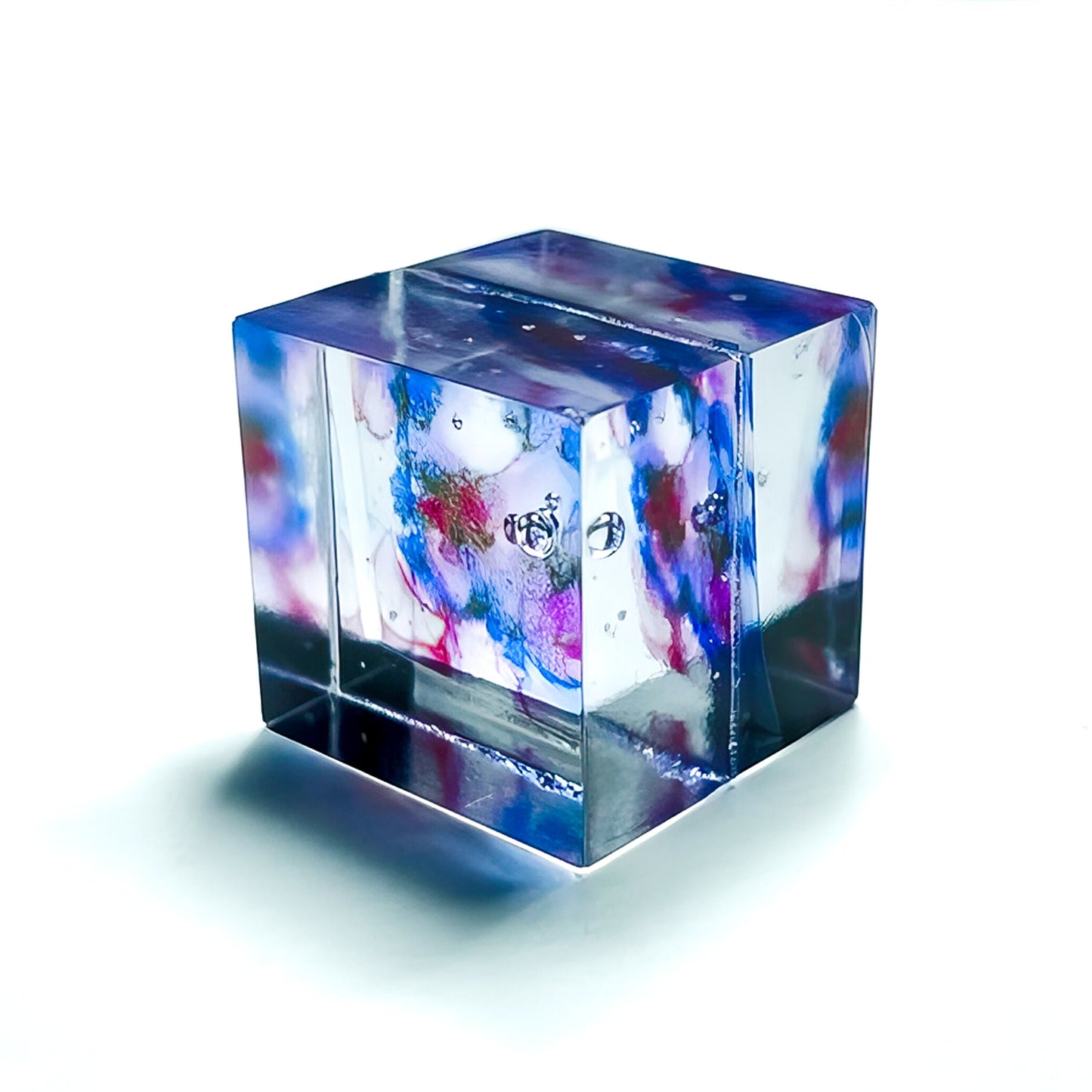 "Laminated Cube" resin mold