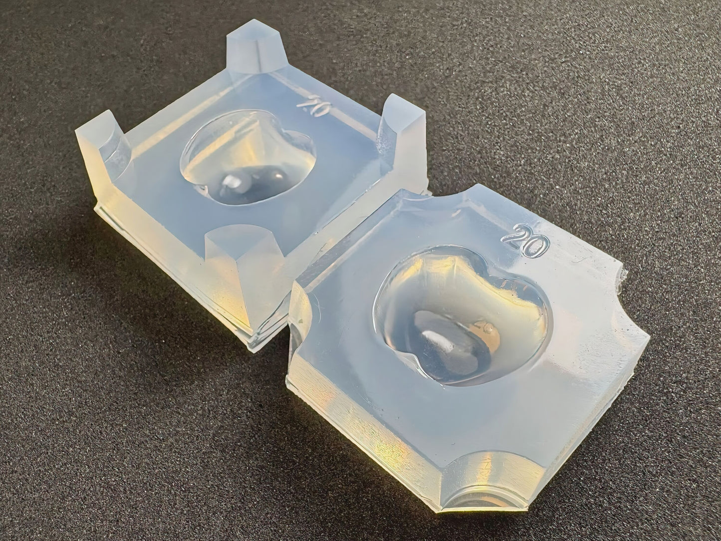 「縦割りリンゴ」レジン用モールド