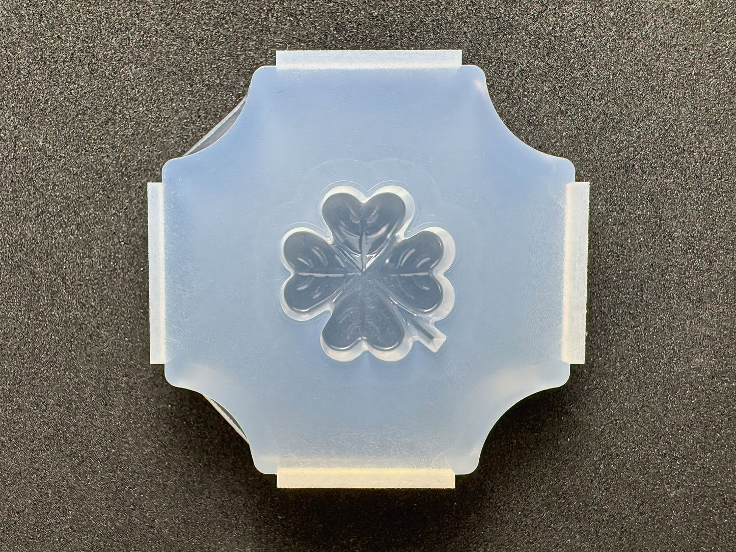 20mm「和菓子（四葉）」レジン用モールド