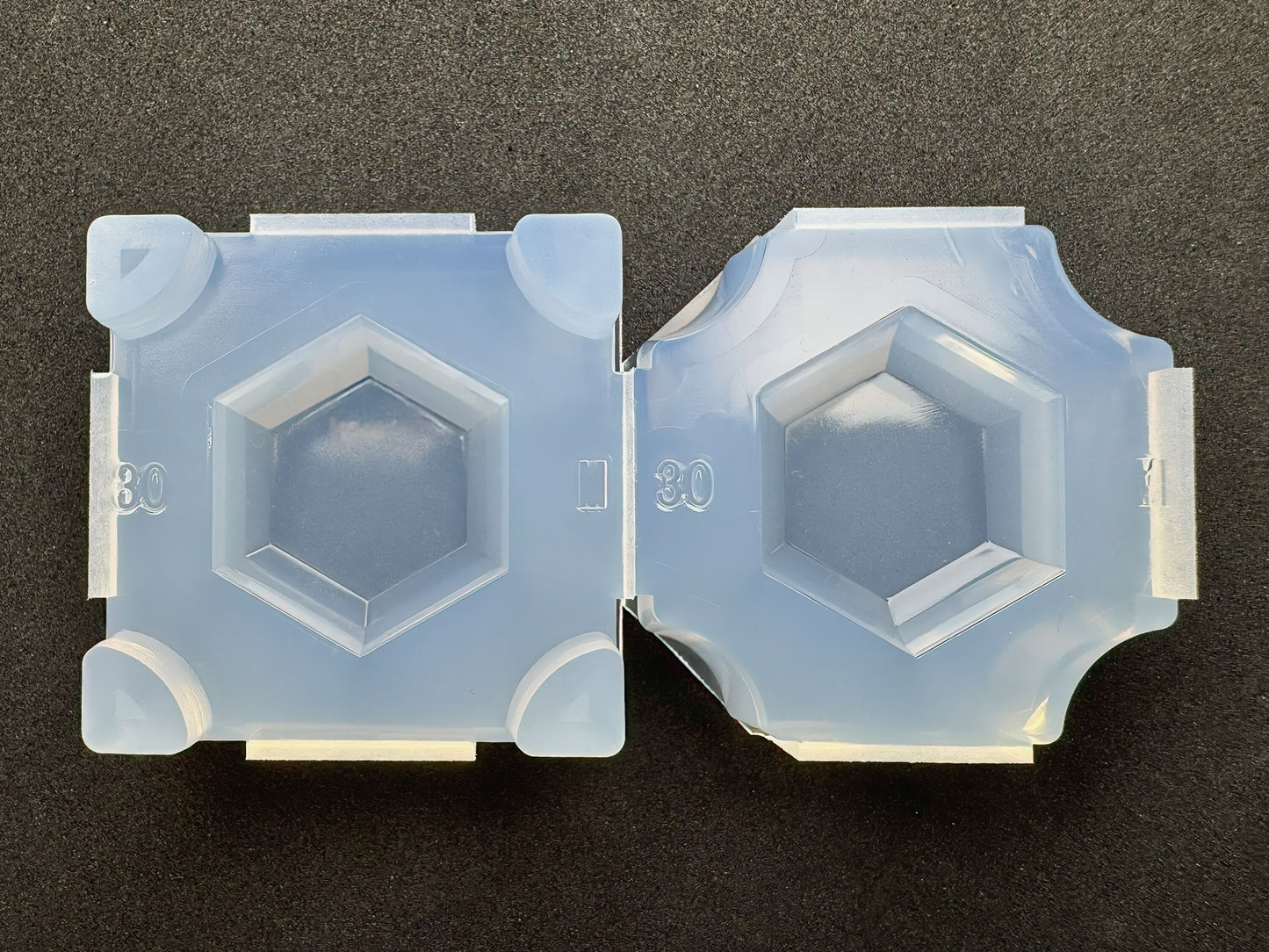 30mm「多段六角カット」レジン用モールド