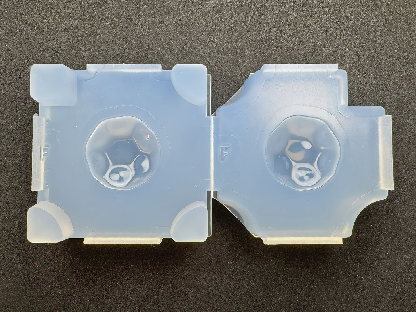 20mm「石ころF」レジン用モールド