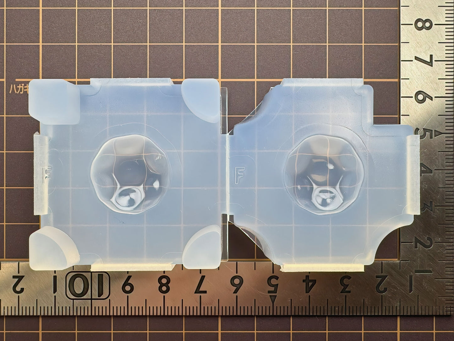 20mm「石ころF」レジン用モールド