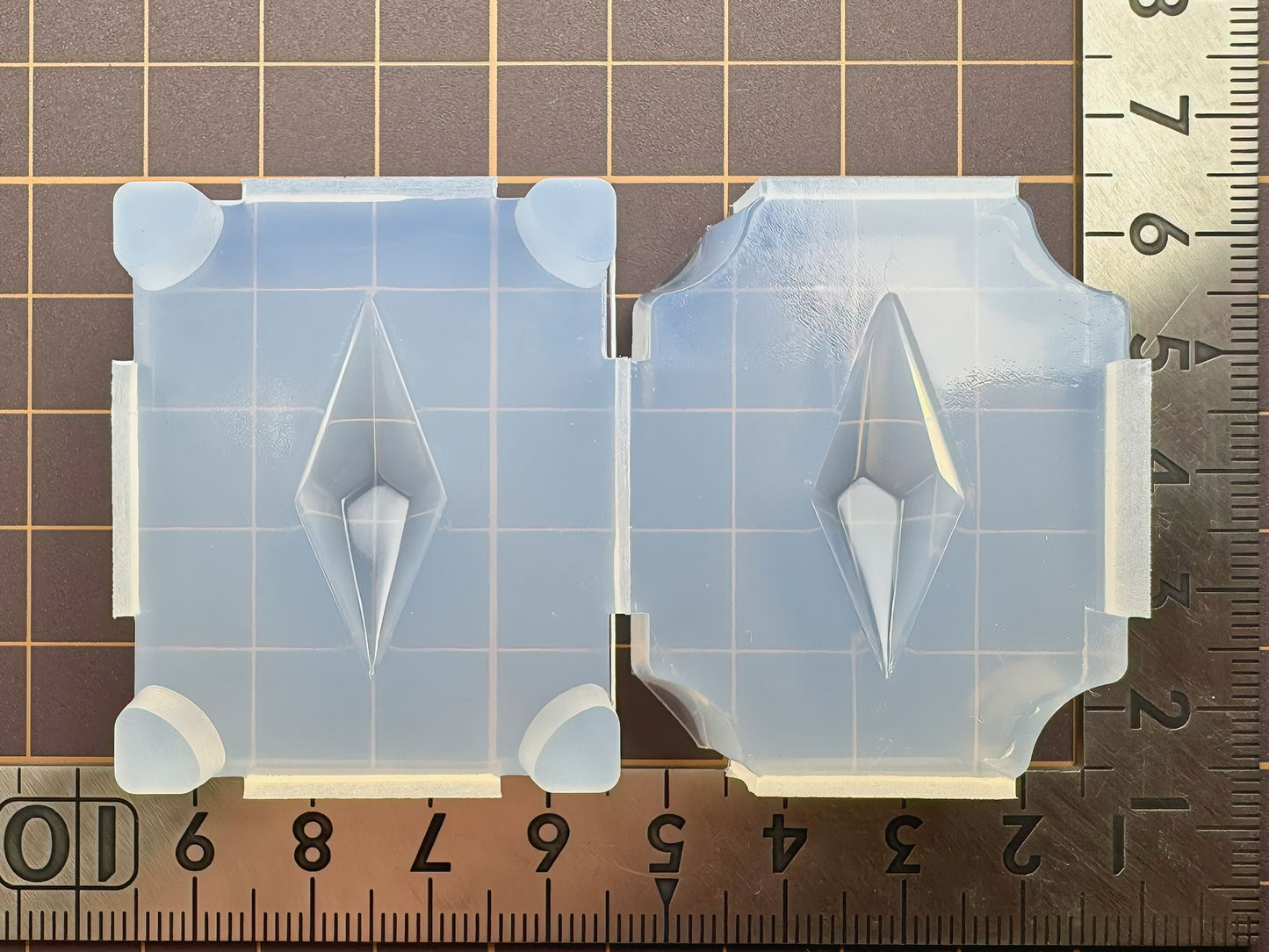 「双六角錐ペンデュラムB」レジン用モールド