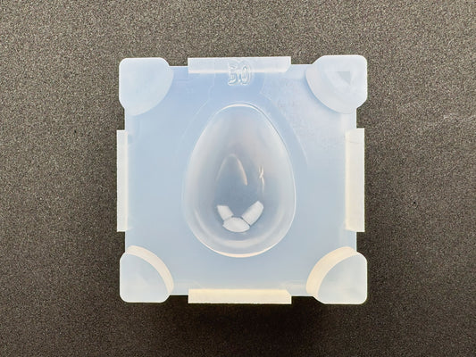 "Egg (back)" resin mold
