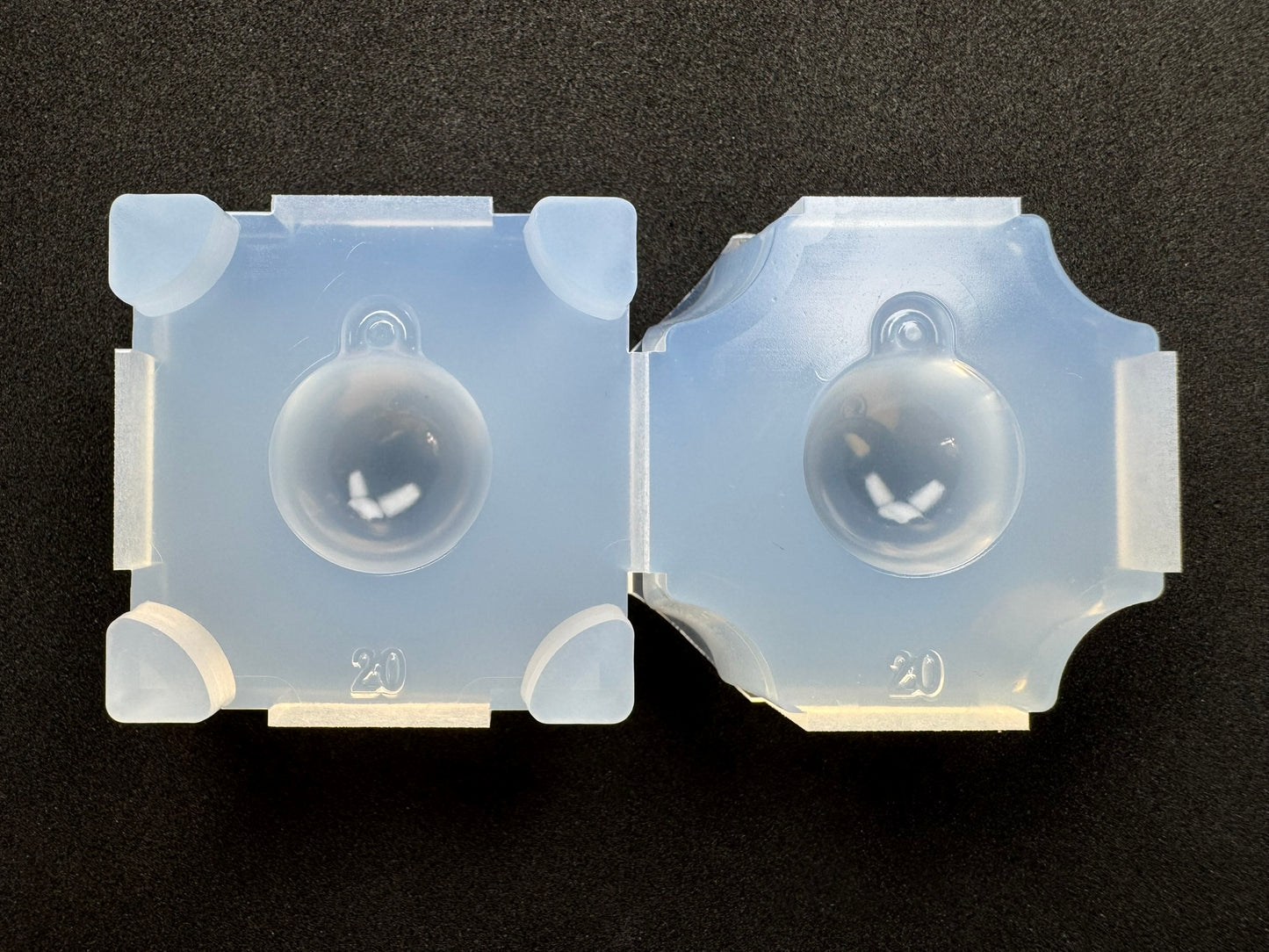 20mm「カン付き球体」レジン用モールド