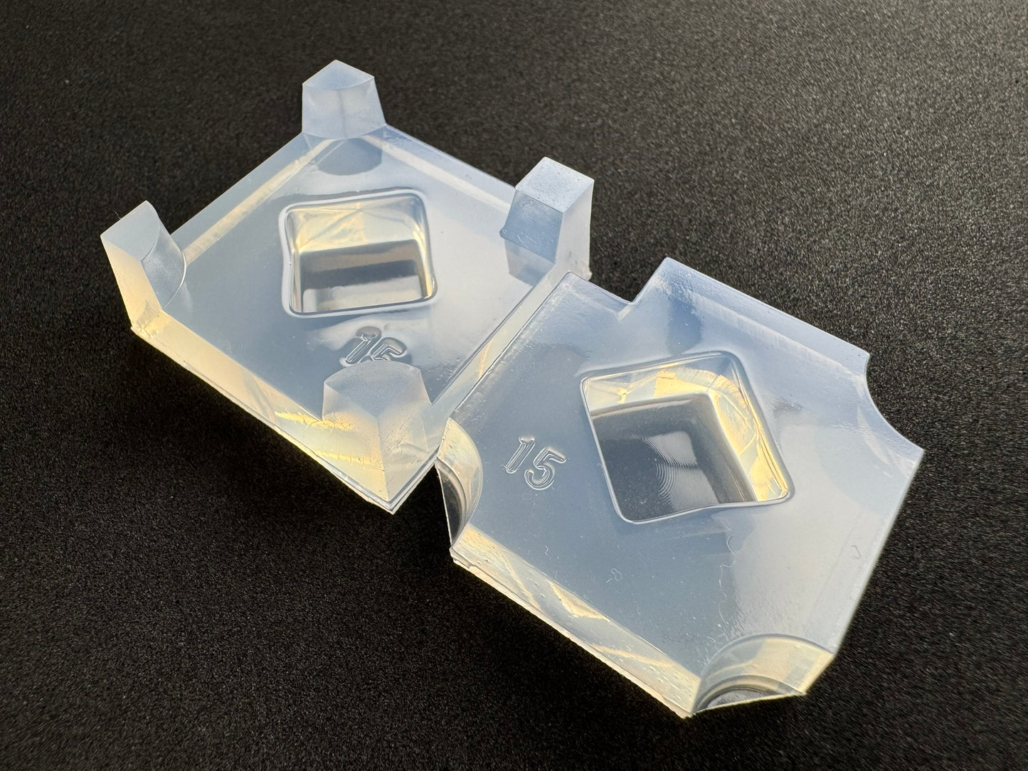 15mm「アイスキューブ」レジン用モールド