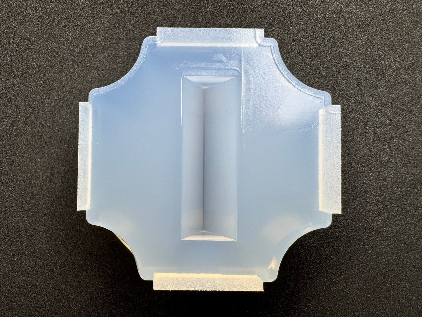 10 x 30mm "triangular prism" resin mold
