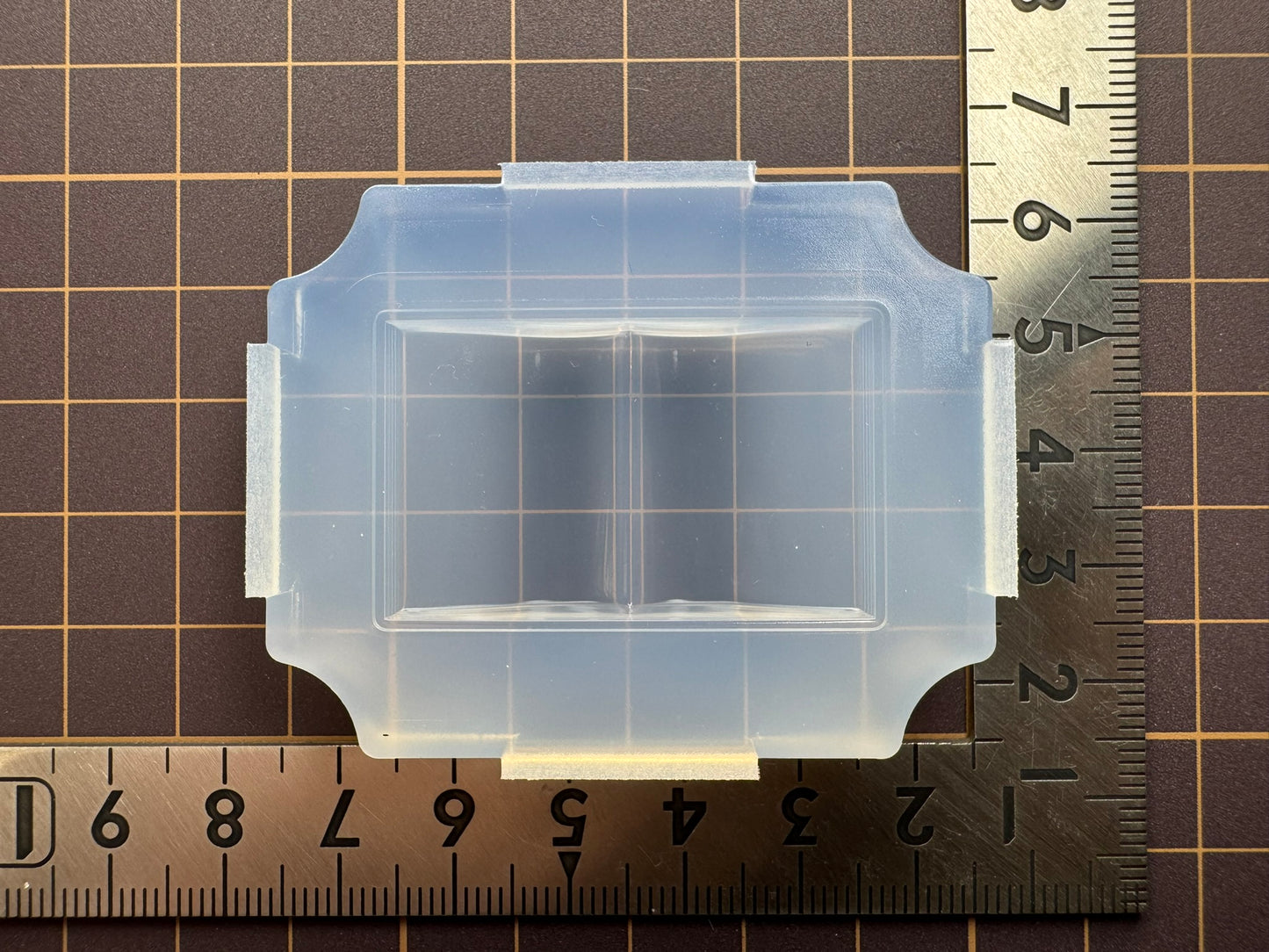 「本」レジン用モールド