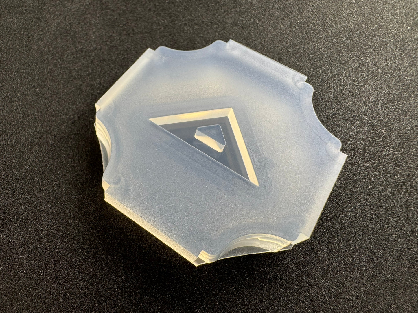 25mm "Triangle Ruler (Isosceles Triangle)" Resin Mold