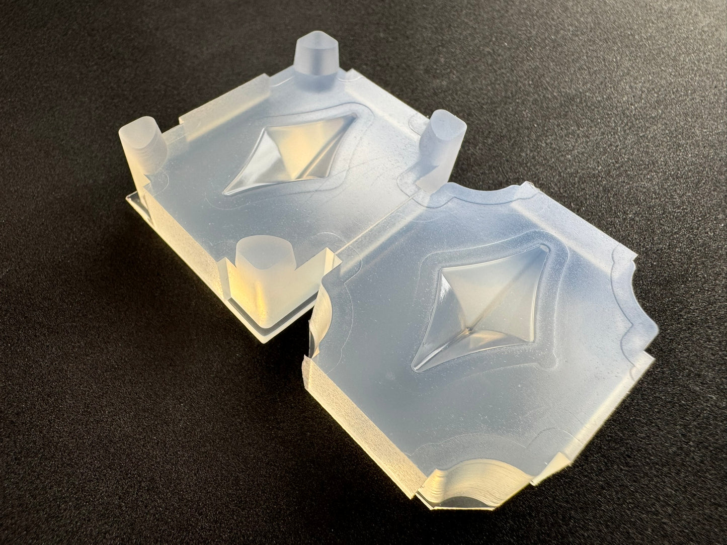 30mm「くびれペンデュラム」レジン用モールド