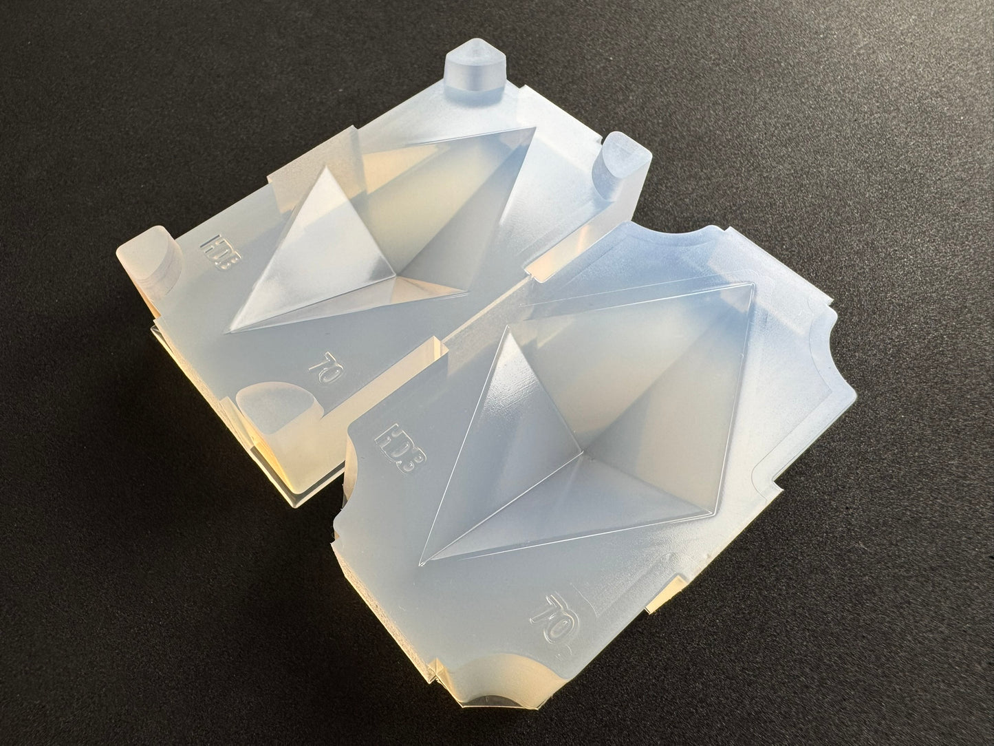 70mm「ひらぺたダイヤB」レジン用モールド
