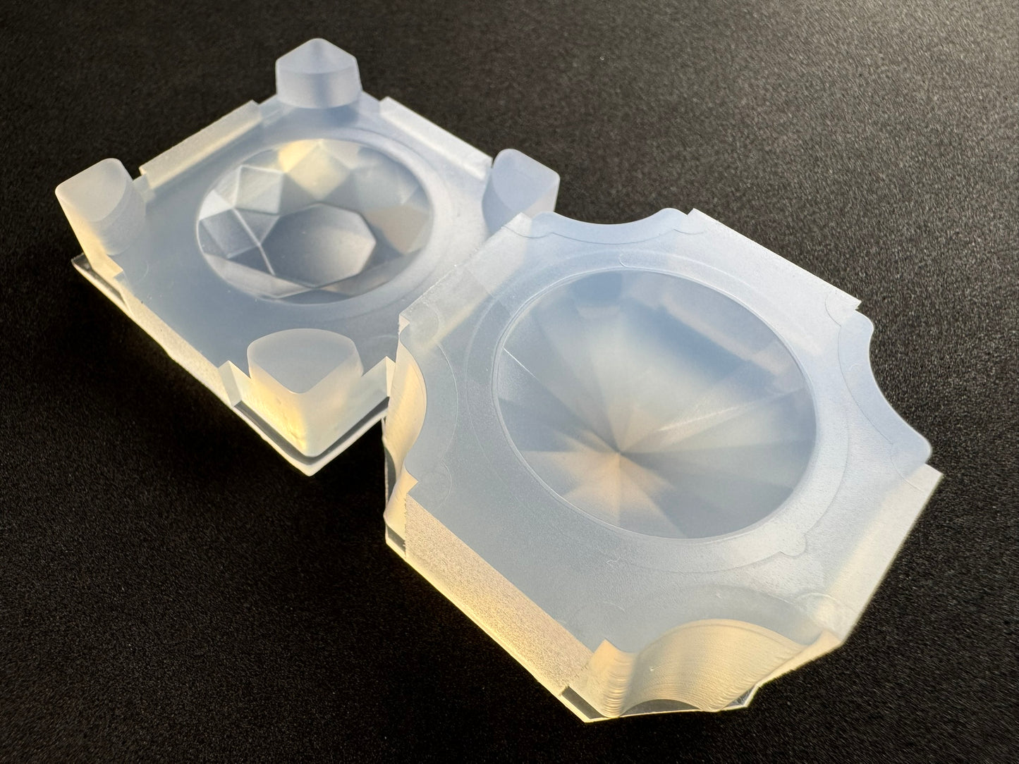 "Brilliant Cut" resin mold