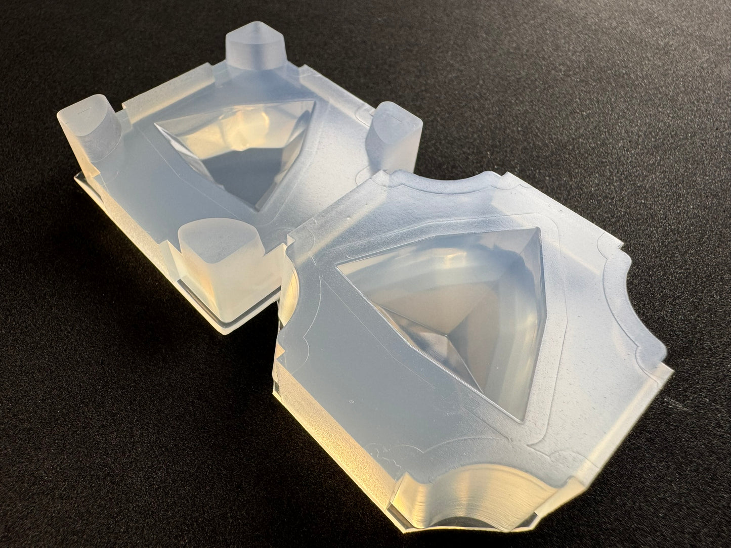 30mm「トライアングルカット」レジン用モールド