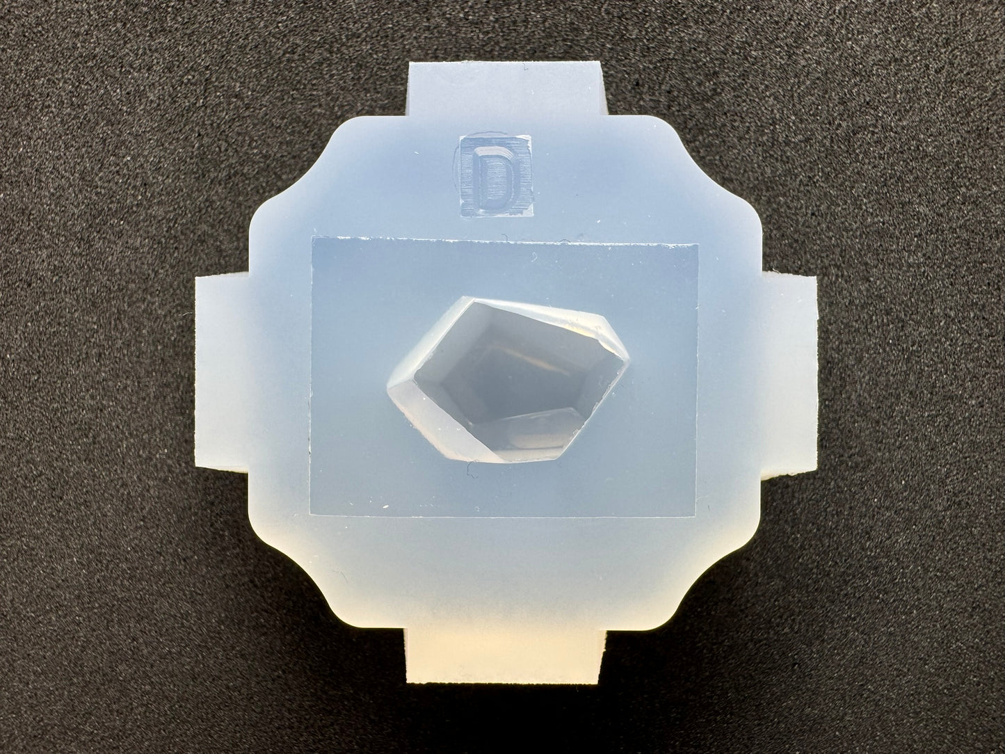 「鉱物風D」レジン用モールド