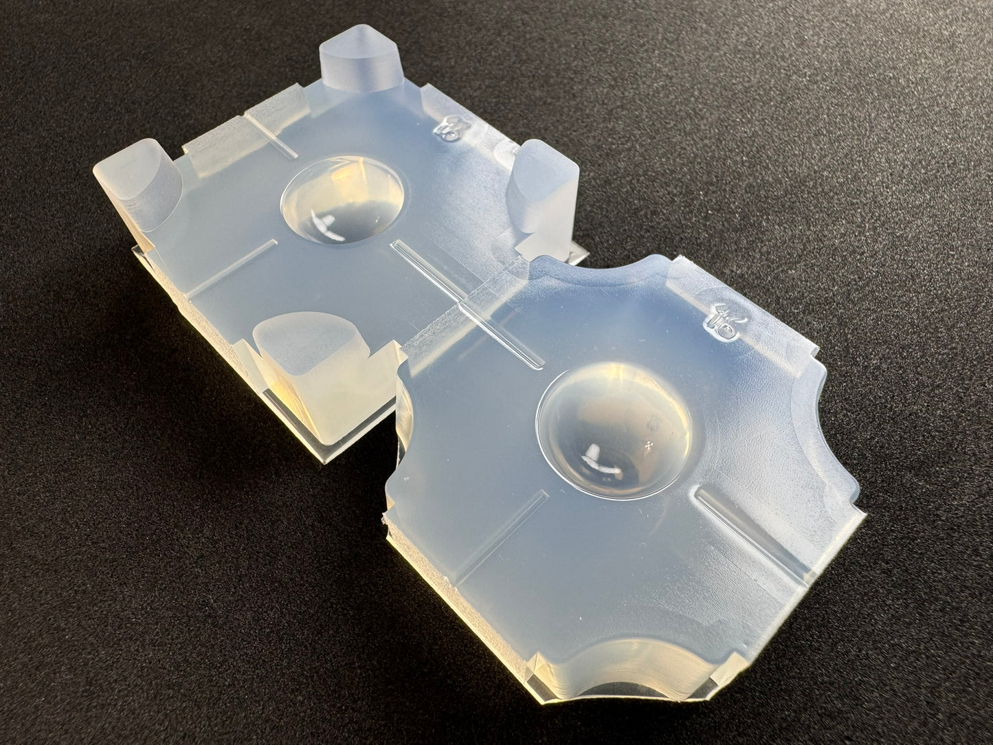 「センターライン付き球体」レジン用モールド