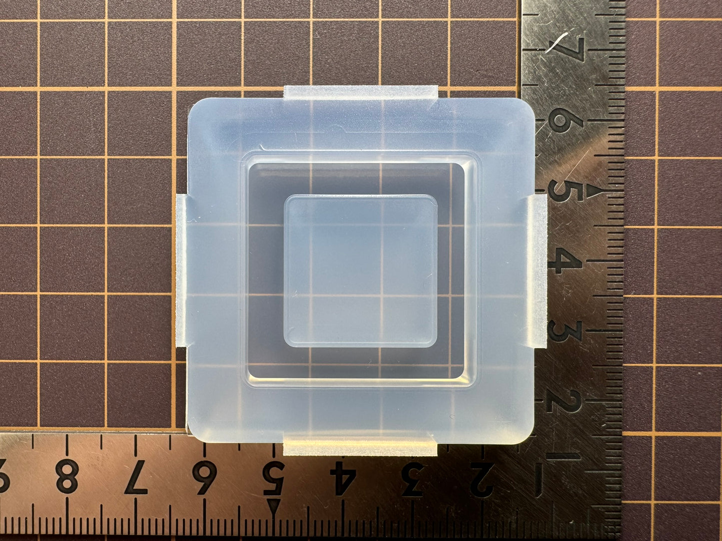 30mm「穴あき正方形」レジン用モールド