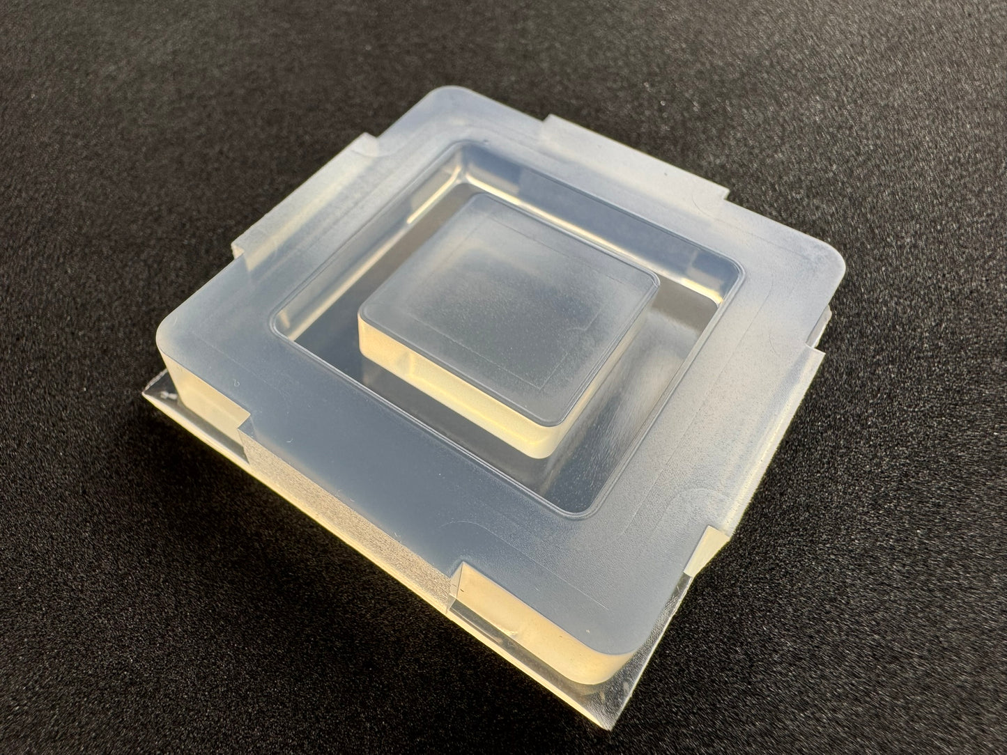 30mm「穴あき正方形」レジン用モールド