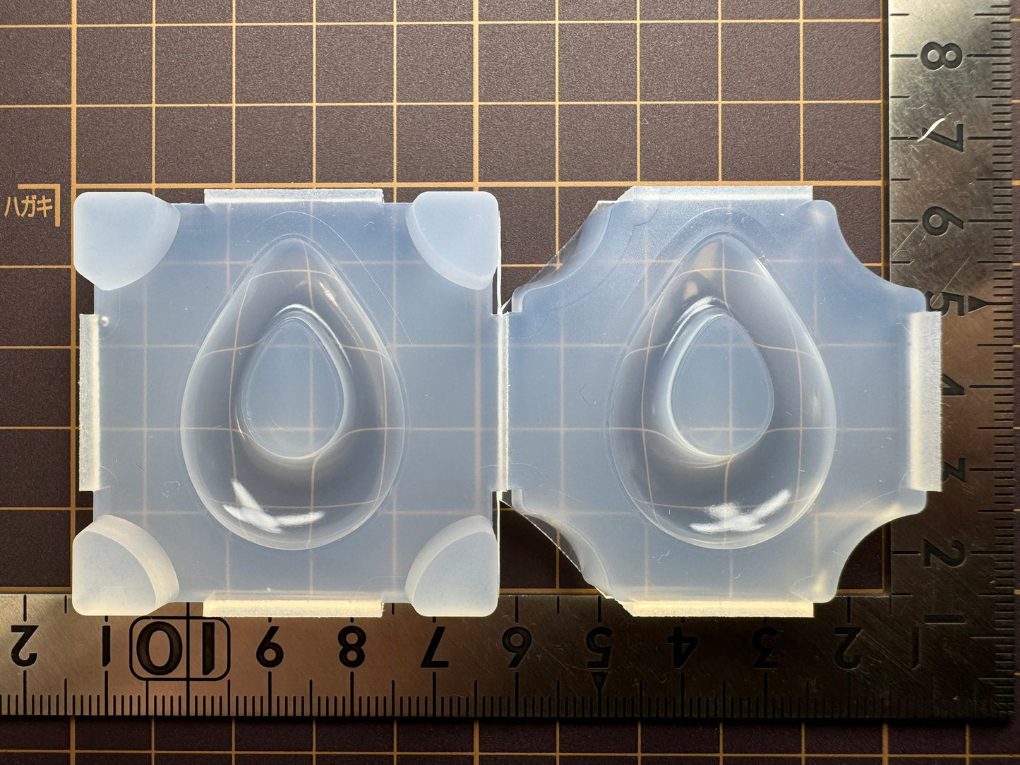 35mm「穴あきドロップ」レジン用モールド