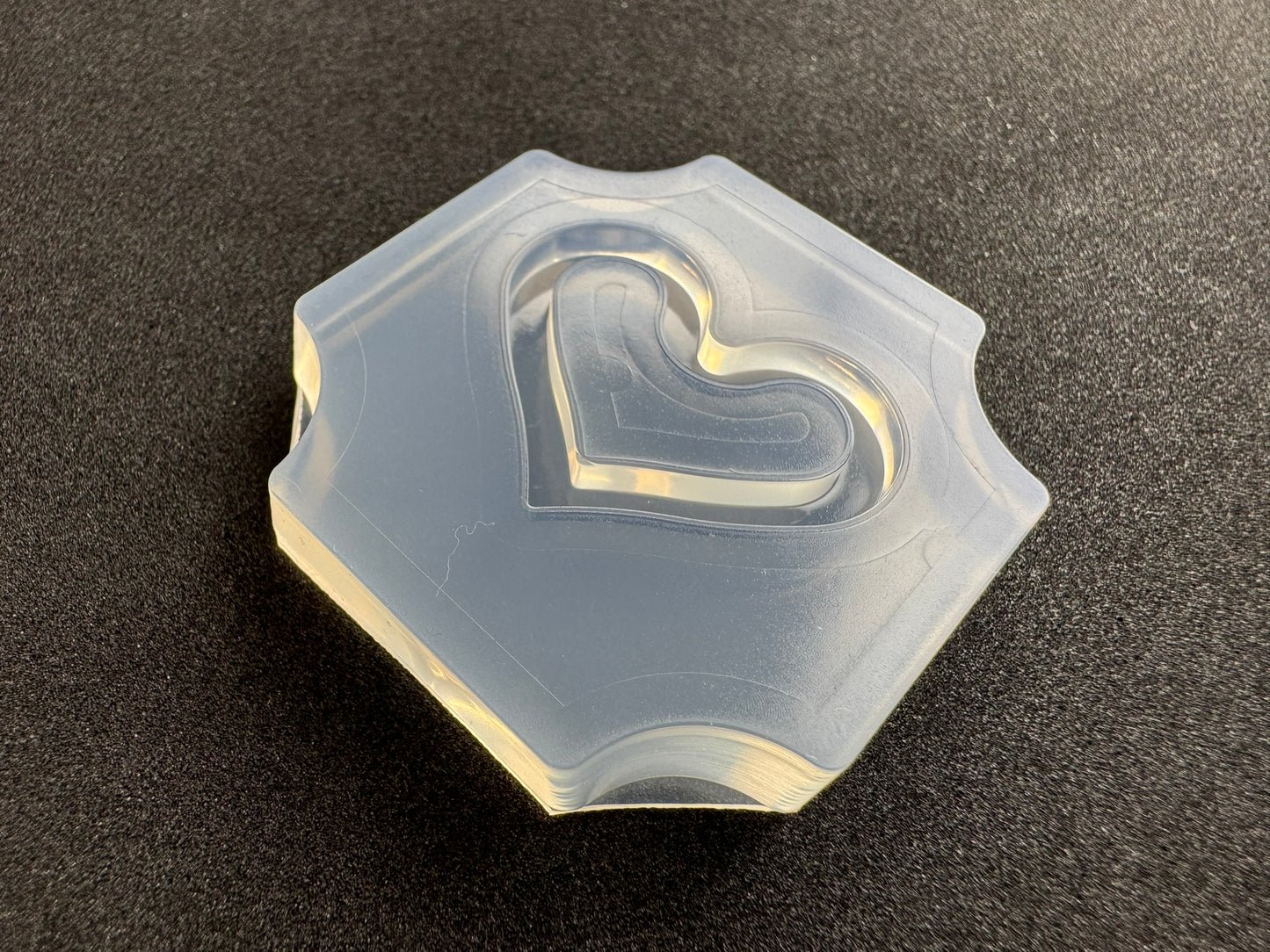 30mm「穴あきプレートハート」レジン用モールド