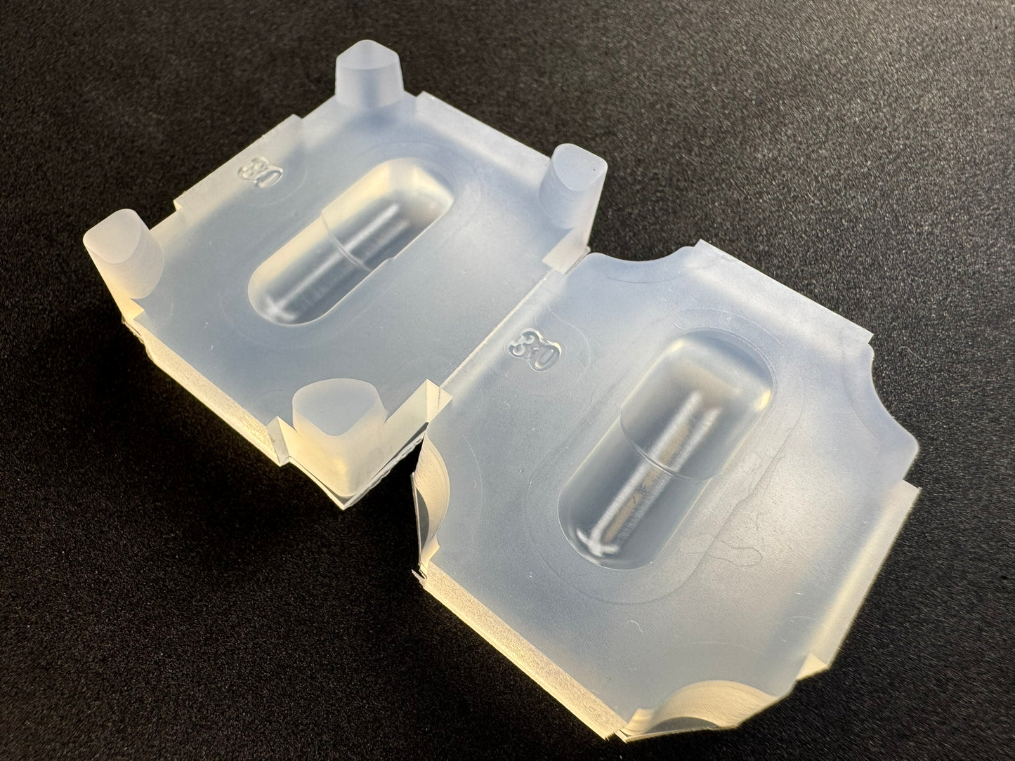 「カプセル」レジン用モールド