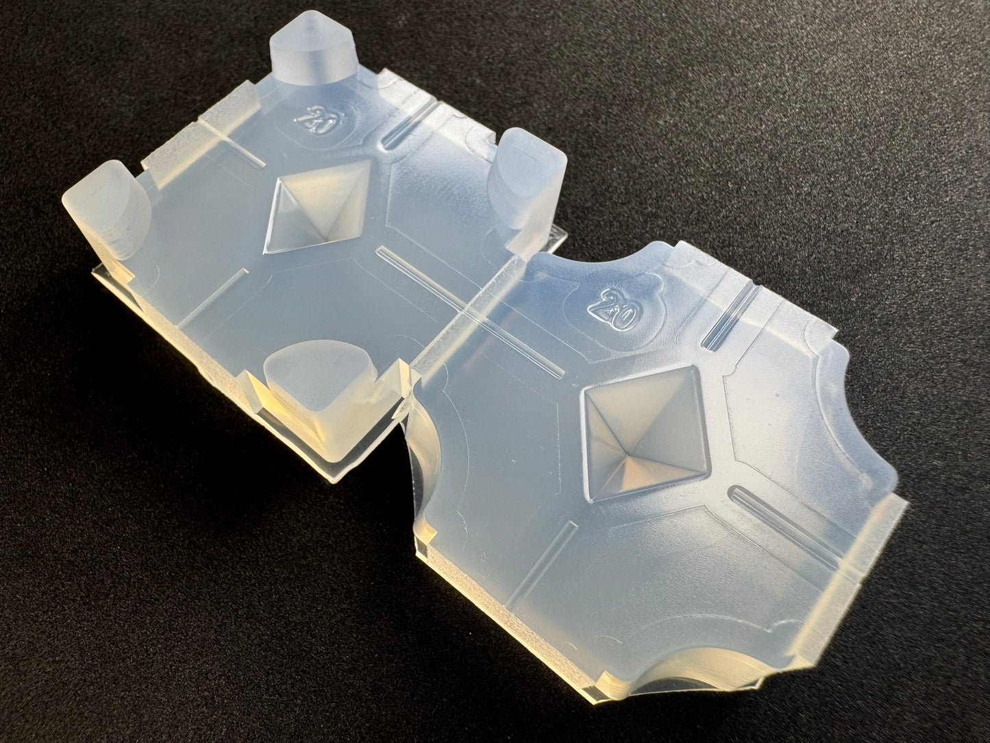 20mm「センターライン付きダイヤ」レジン用モールド