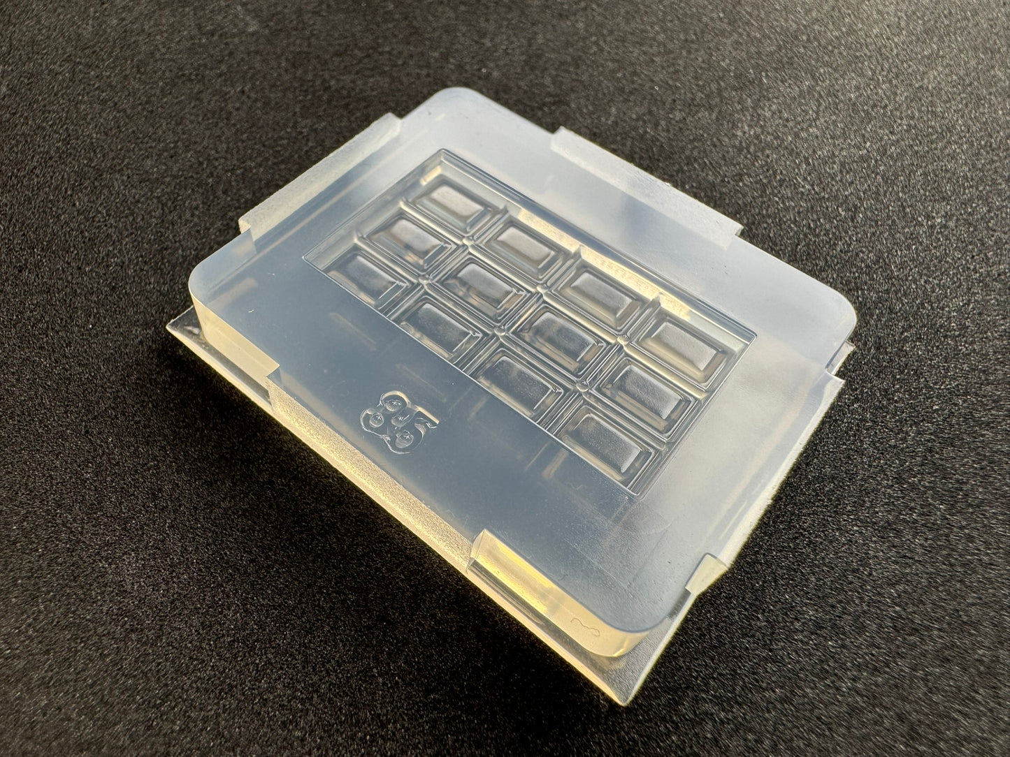 "Chocolate bar" resin mold