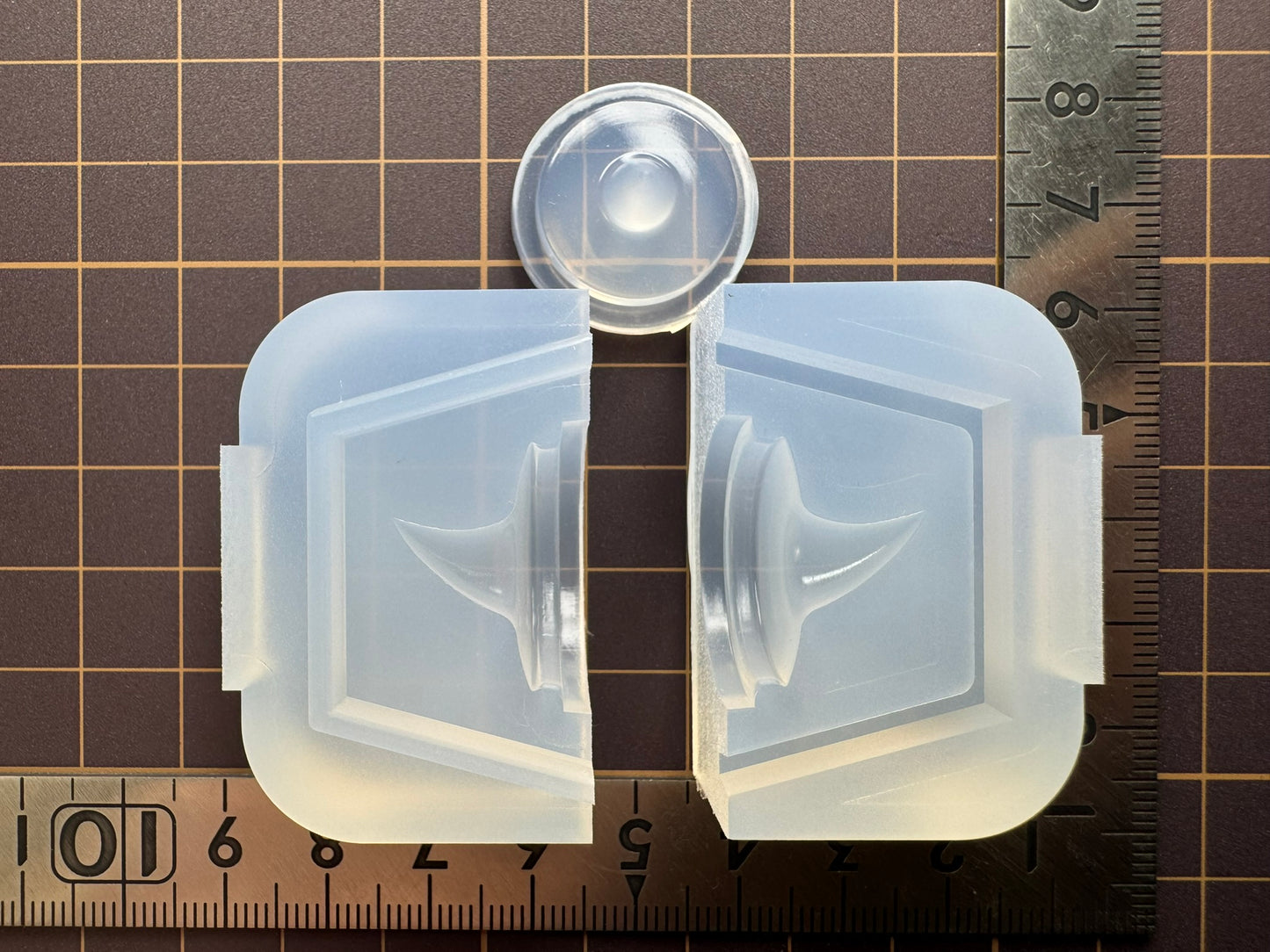 20mm「とんがり帽子」レジン用モールド