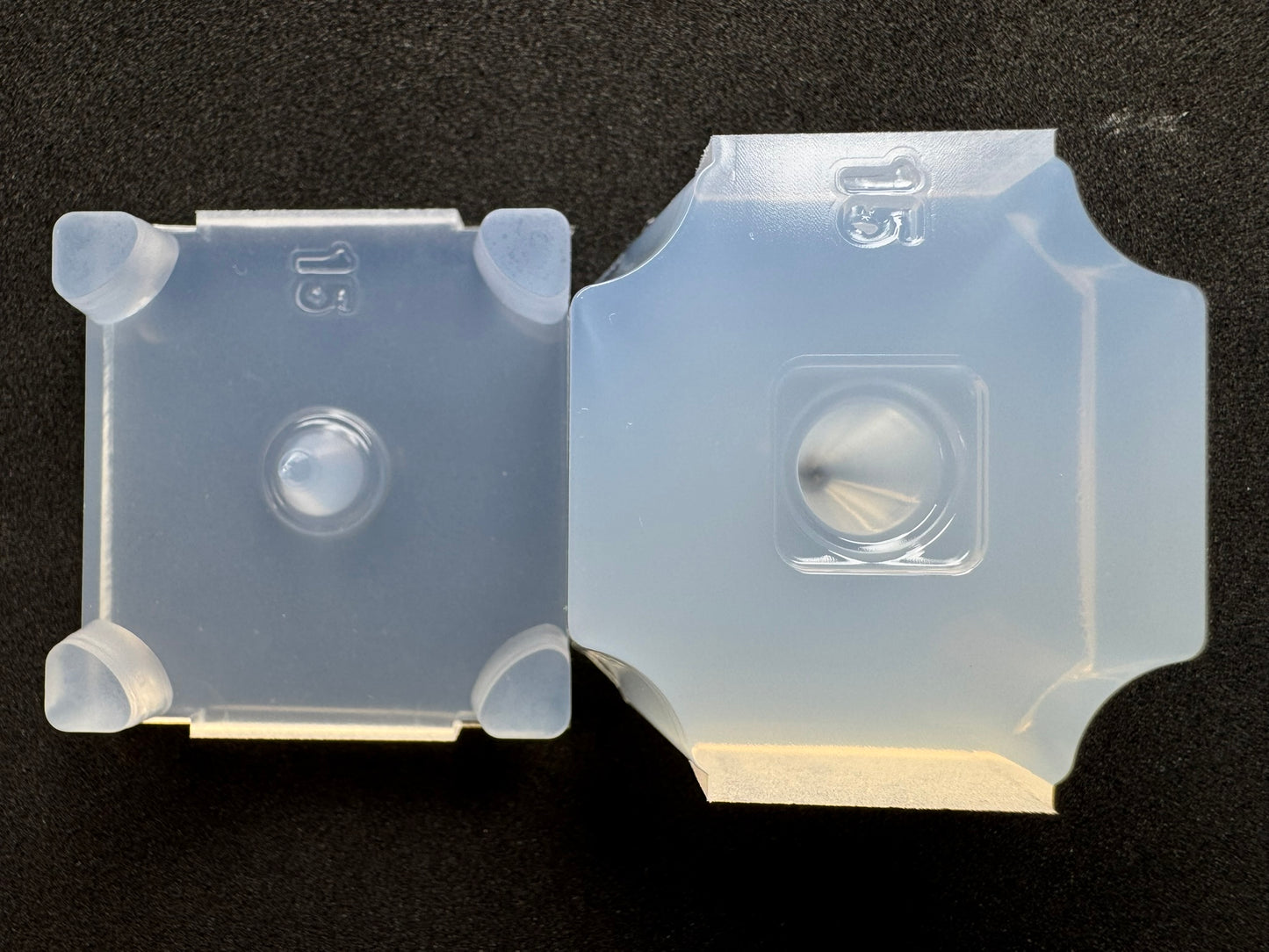 15mm「三角コーン」レジン用モールド