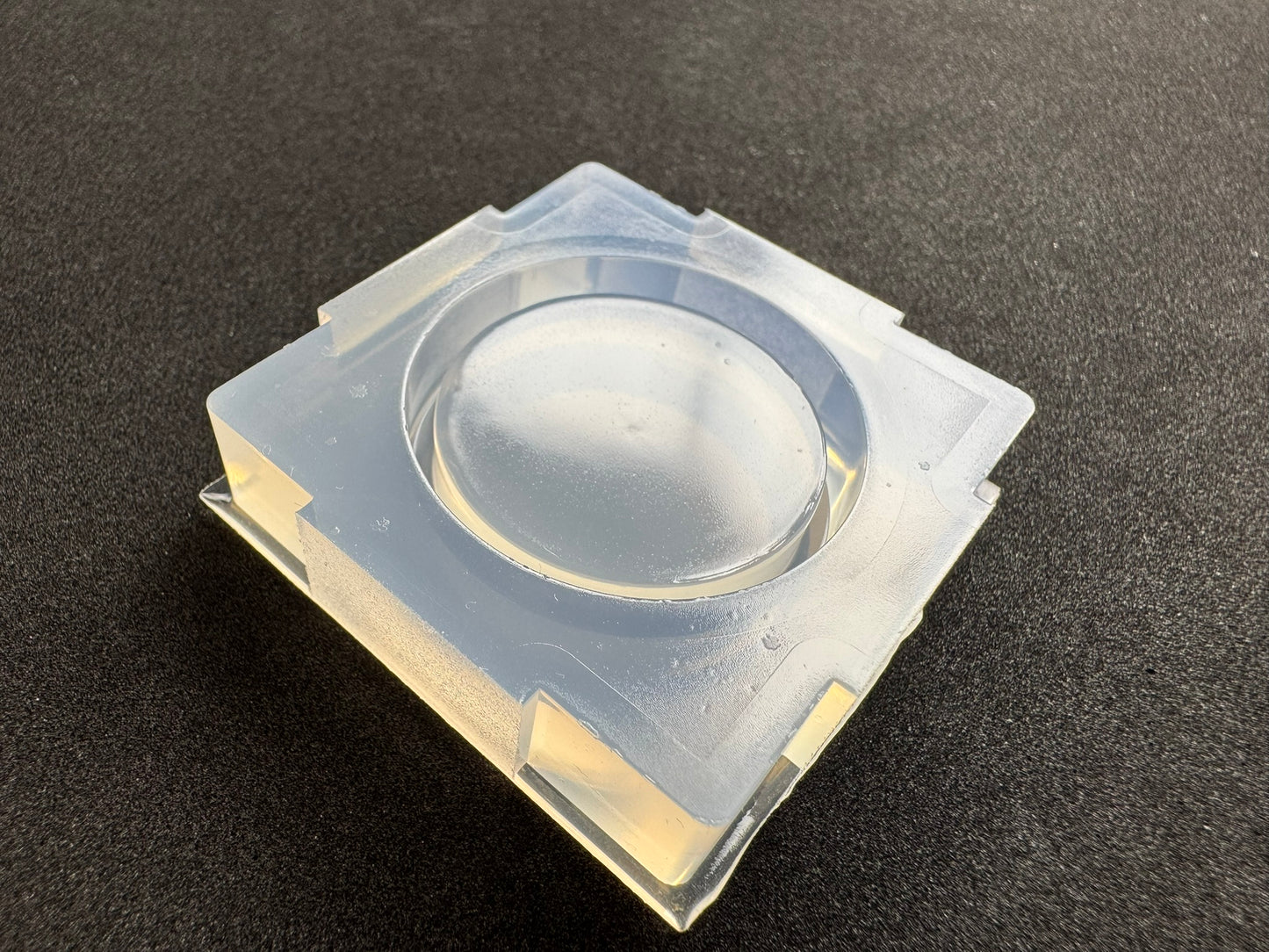「空枠（丸）」レジン用モールド