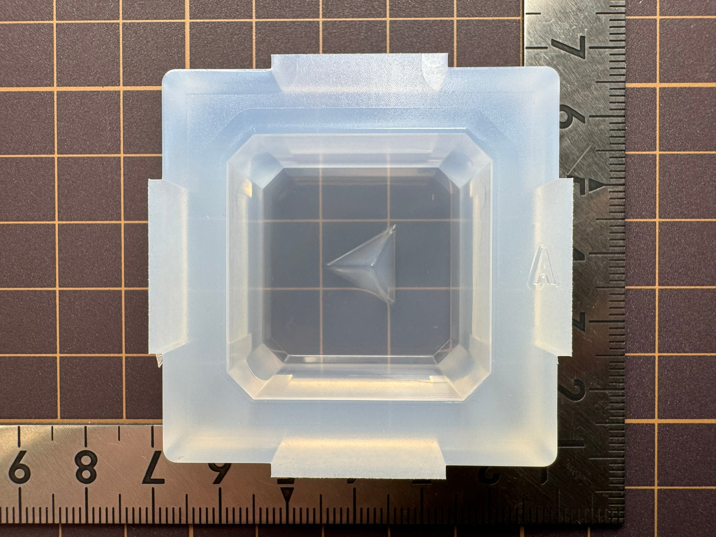 30mm「キューブ用台座A」レジン用モールド