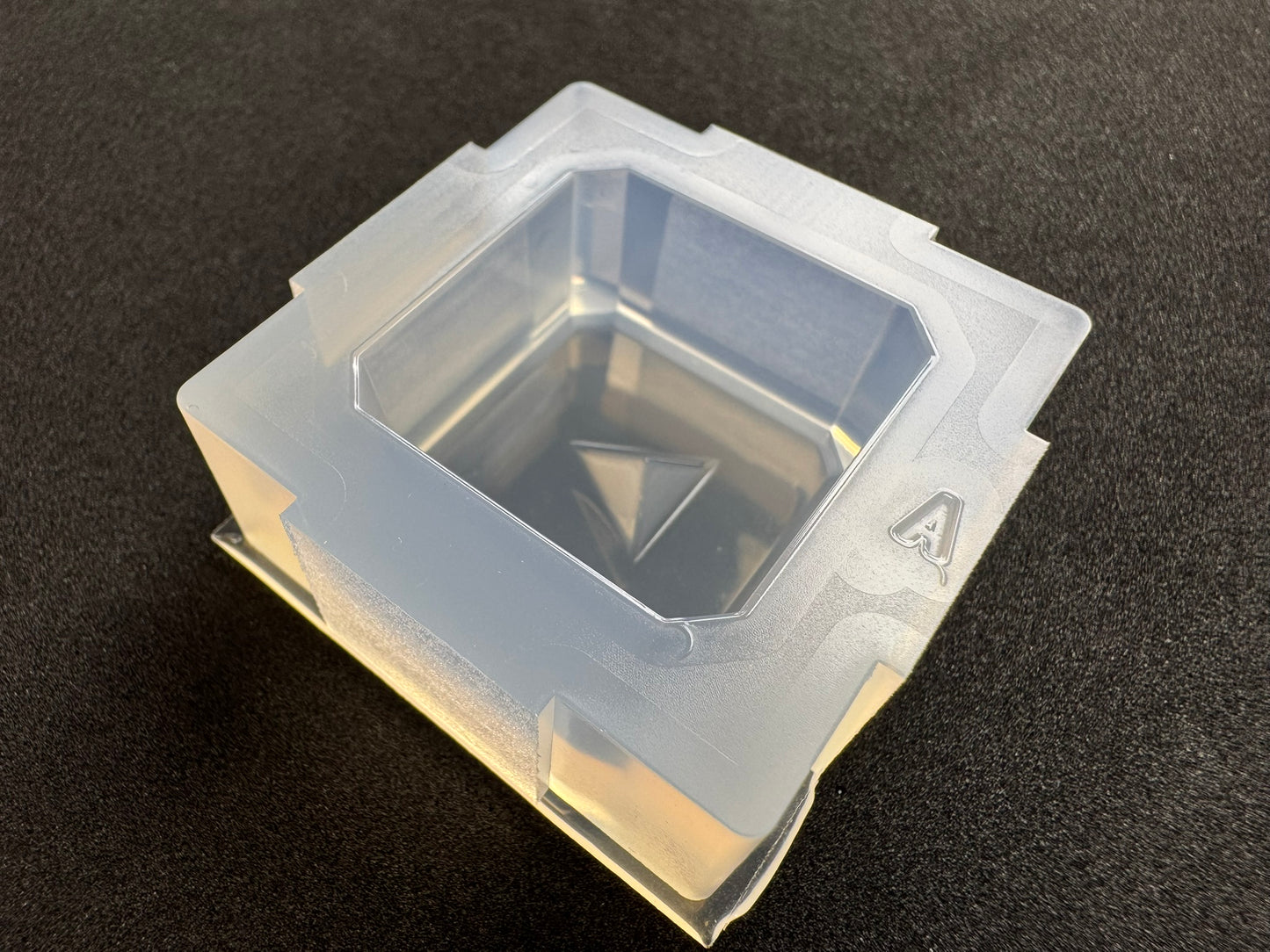 30mm「キューブ用台座A」レジン用モールド