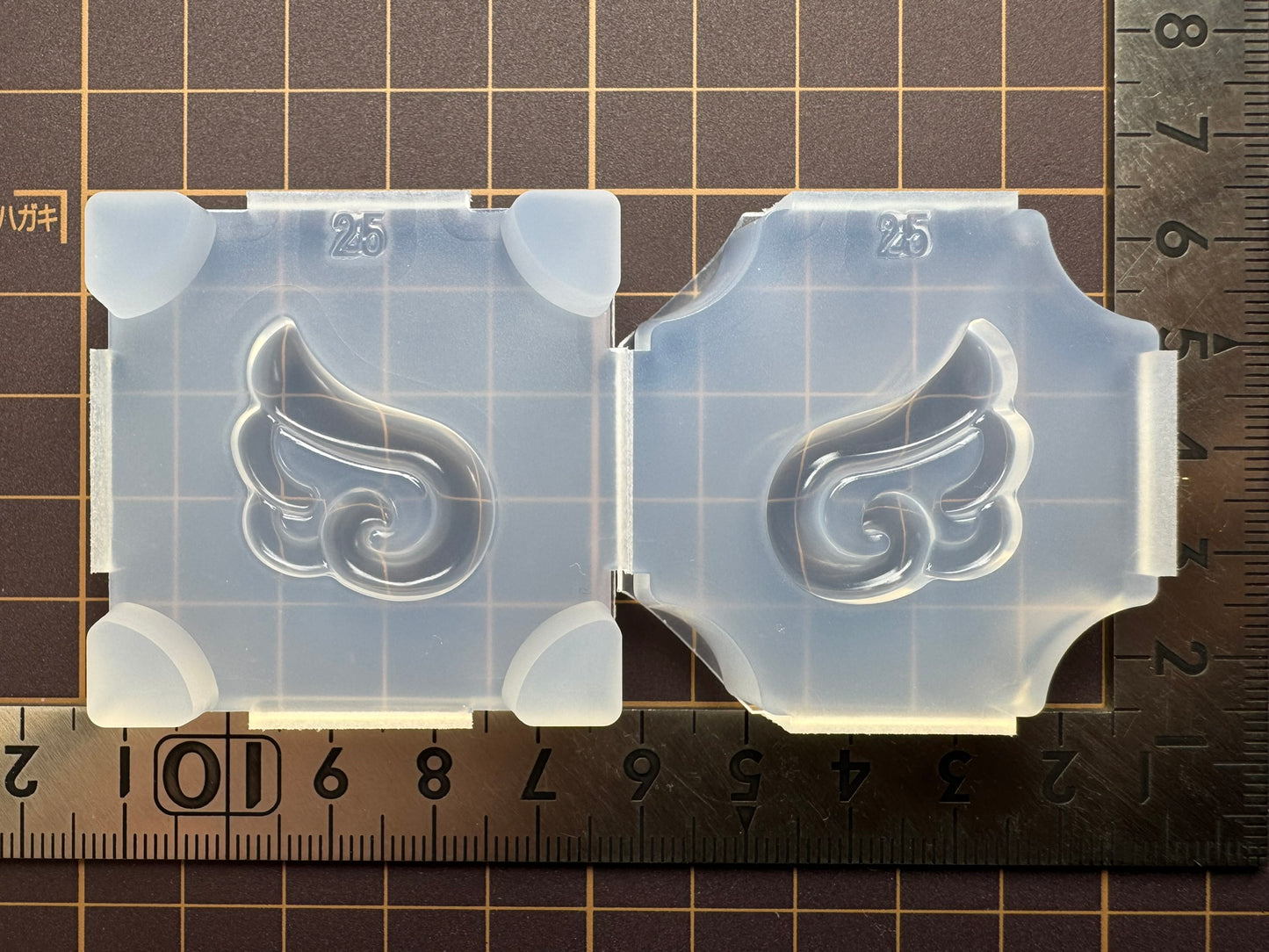 25mm「立体デフォルメ翼A」レジン用モールド