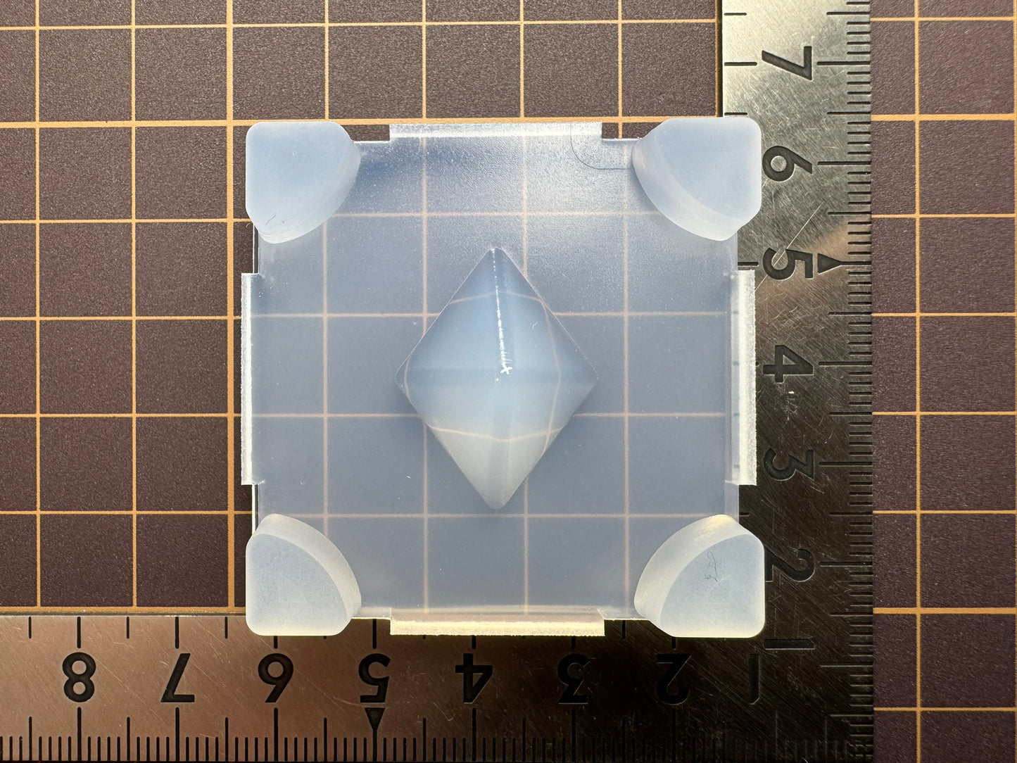 30mmトランプダイヤ用　枠作成モールド
