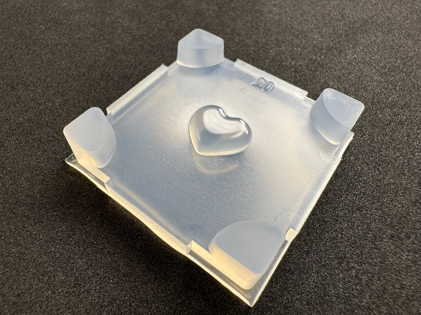20mm Simple Heart Frame Mold