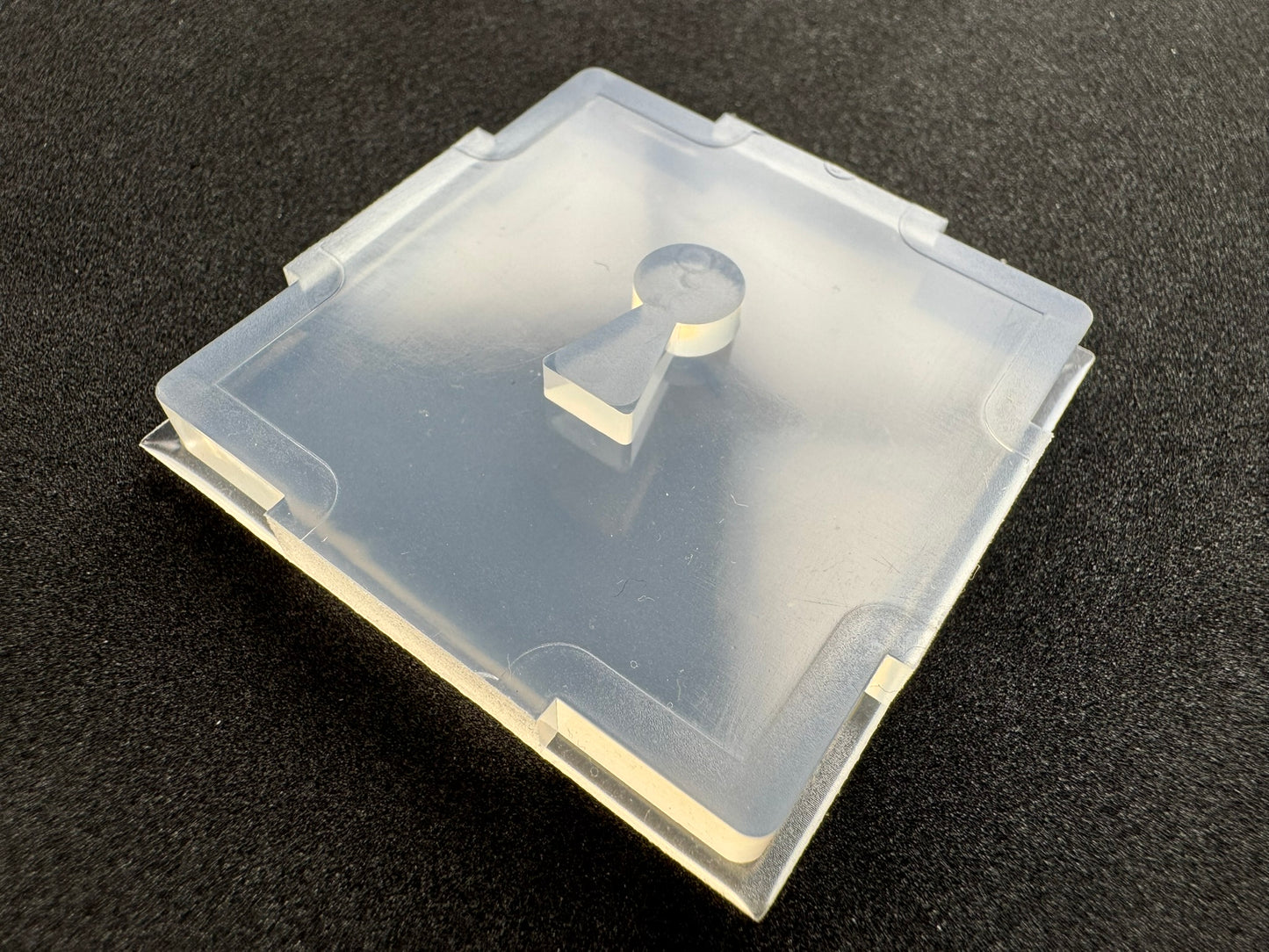 「プレート穴あけ　鍵穴」レジン用モールド