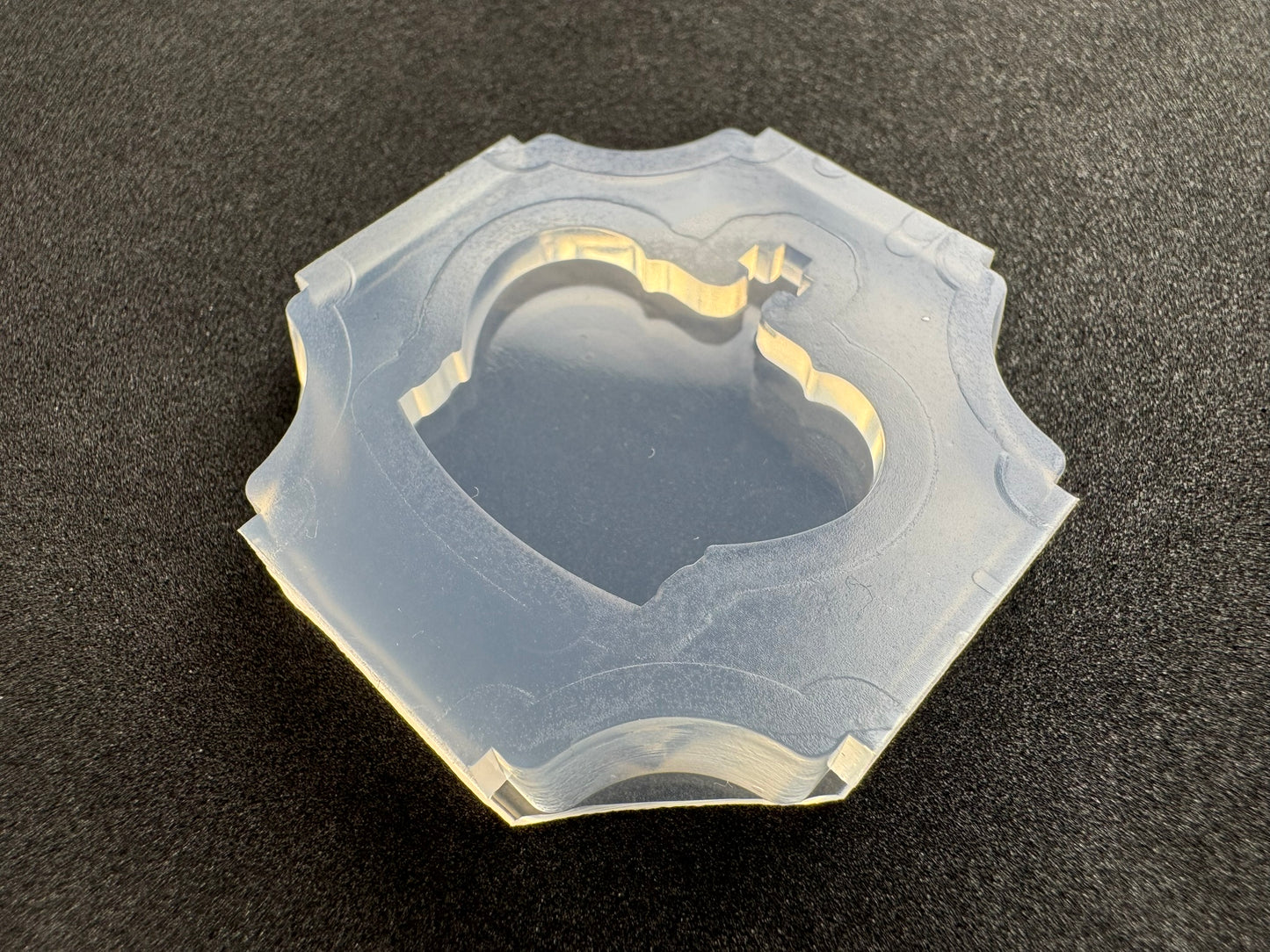 30mm「王冠プレート」レジン用モールド
